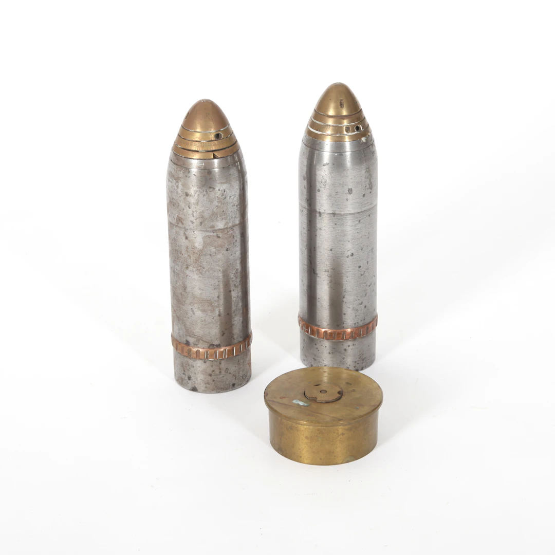 GRANATHYLSOR, 2 st samt 1 st bottendel, Sverige, 1900-talets första del.