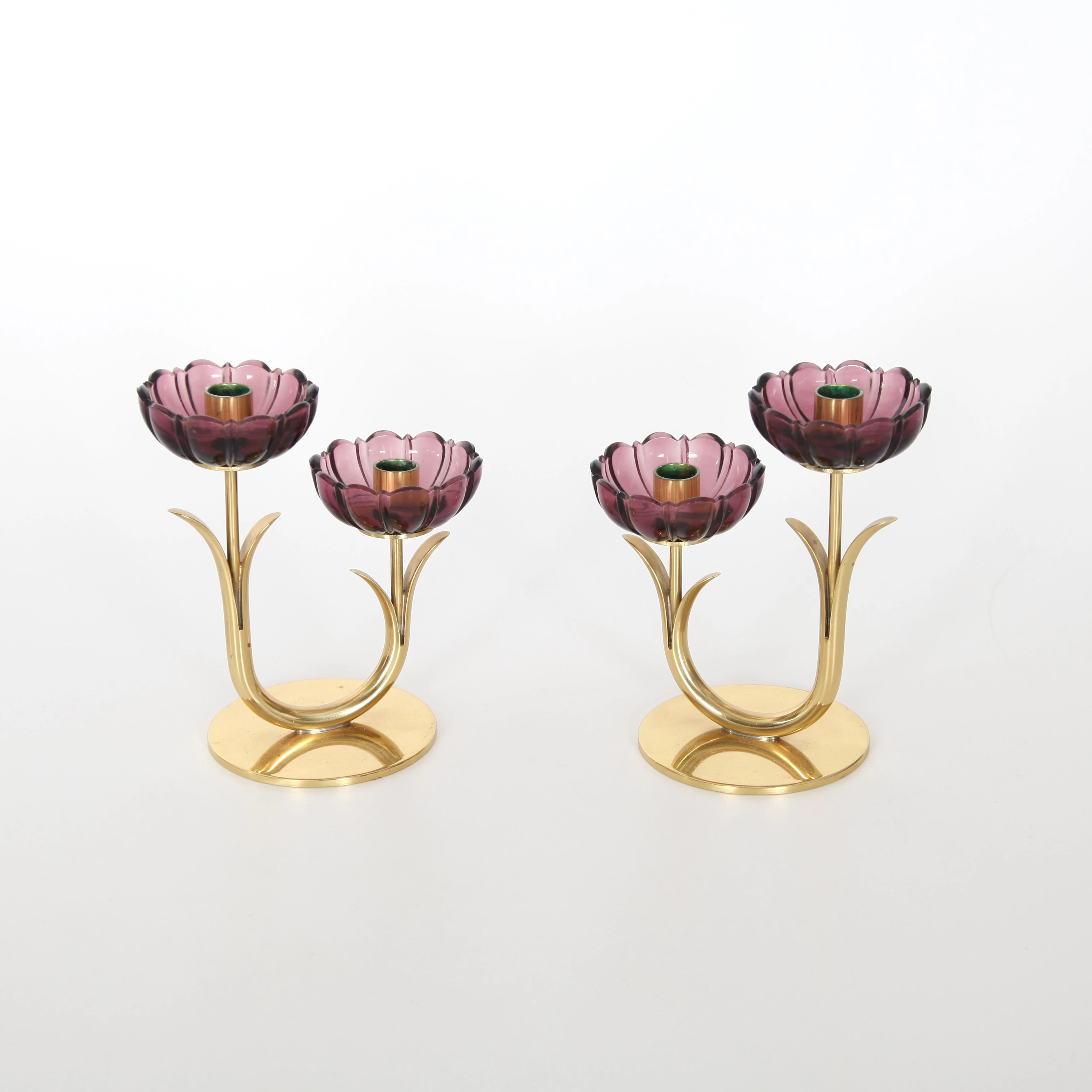 GUNNAR ANDER. 1908-1976. Ljusstakar, 1 par, Mässing och glas, Ystad Metall.