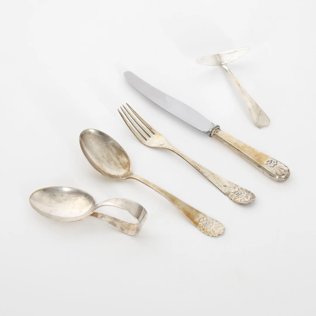 BARNBESTICK, 4 delar silver, 1 del nysilver, 1900-talets första hälft.