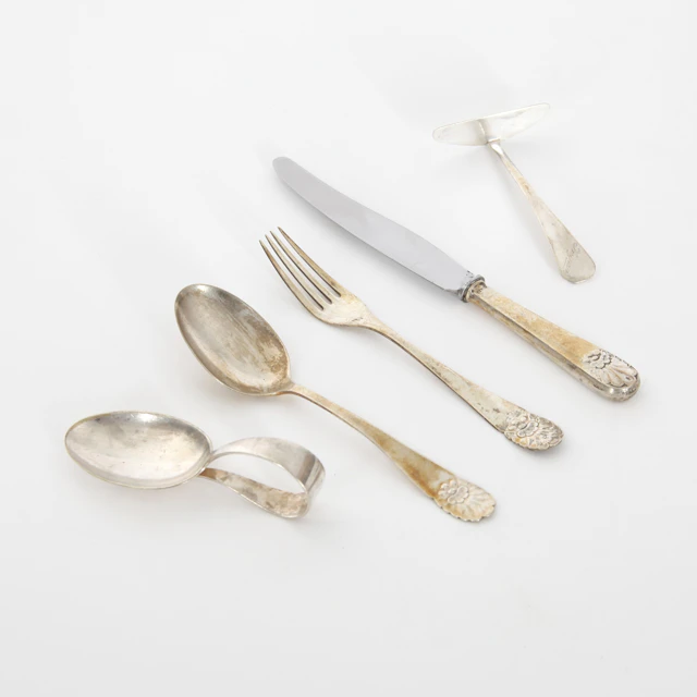 BARNBESTICK, 4 delar silver, 1 del nysilver, 1900-talets första hälft.