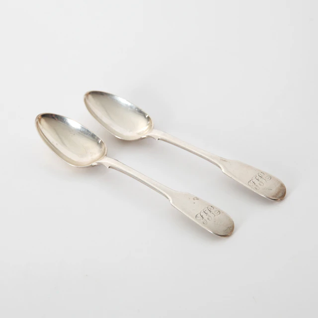 WILLIAM EATON. 1788-1845. Silverskedar "Old English", 2 st, London 1848.