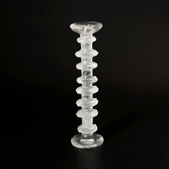 TIMO SARPANEVA. 1926-2006. Ljusstake "Festivo", 8 ringar, Iittala, Finland.