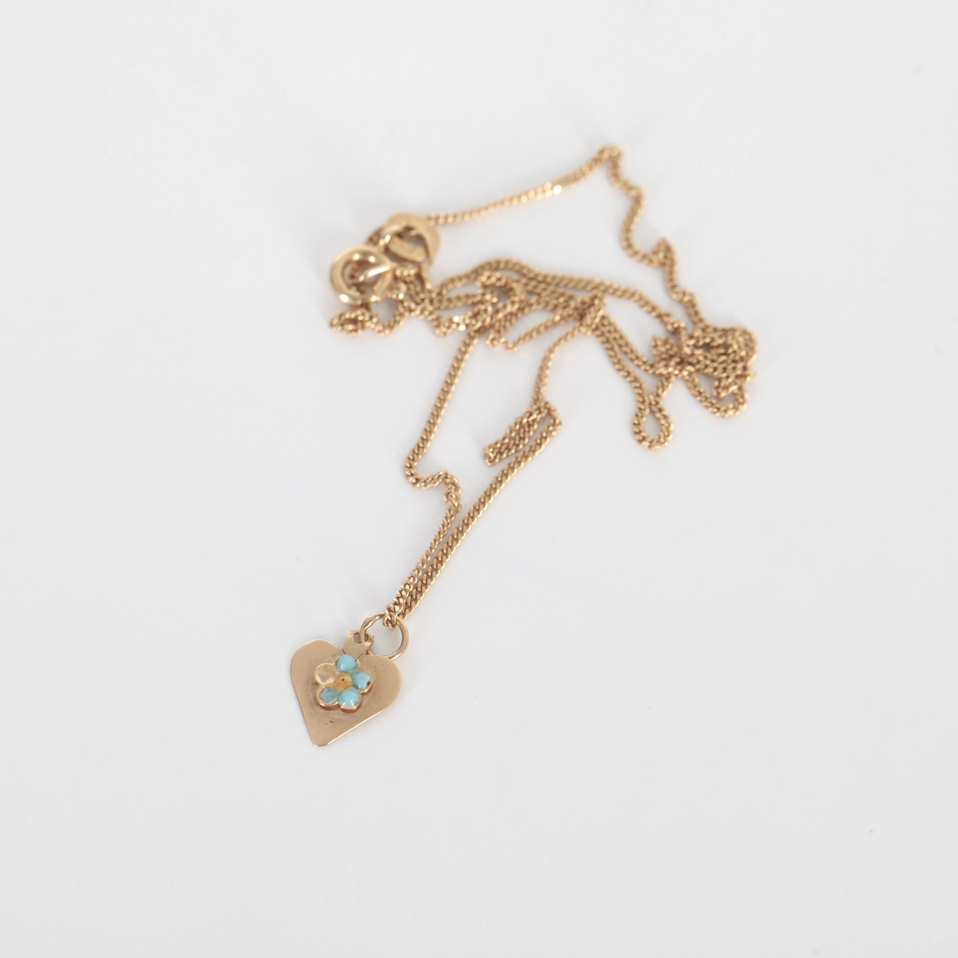 HALSBAND MED 1800-TALS HÄNGE, 18K guld.