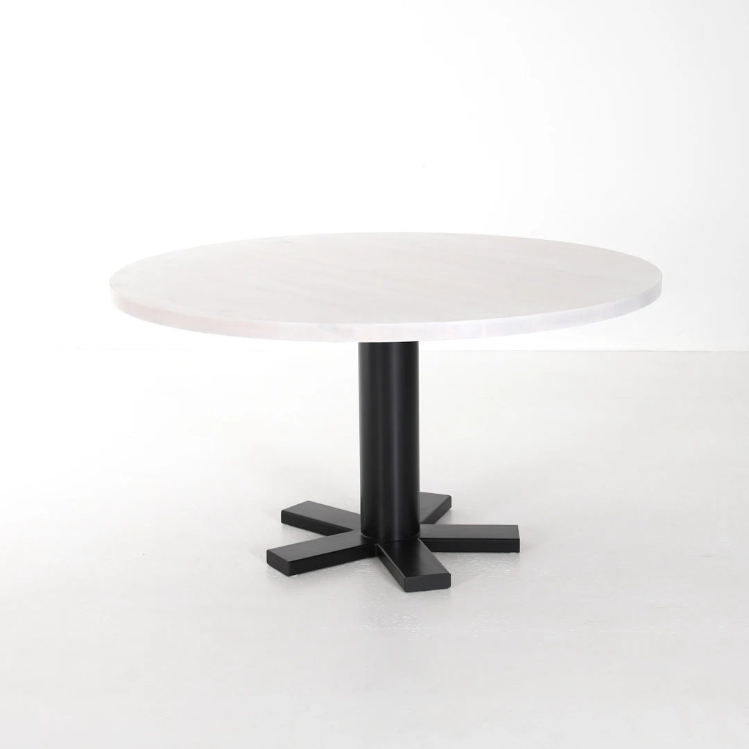 MATBORD, 140 cm diameter, Vikens Hantverkeri, Stockholm, modern tillverkning.