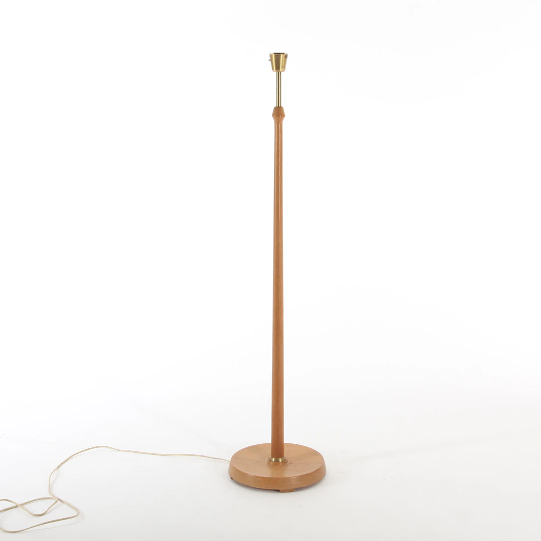GOLVLAMPA, ek, mässing, Fagerhults Ljusarmatur, 1960-tal.