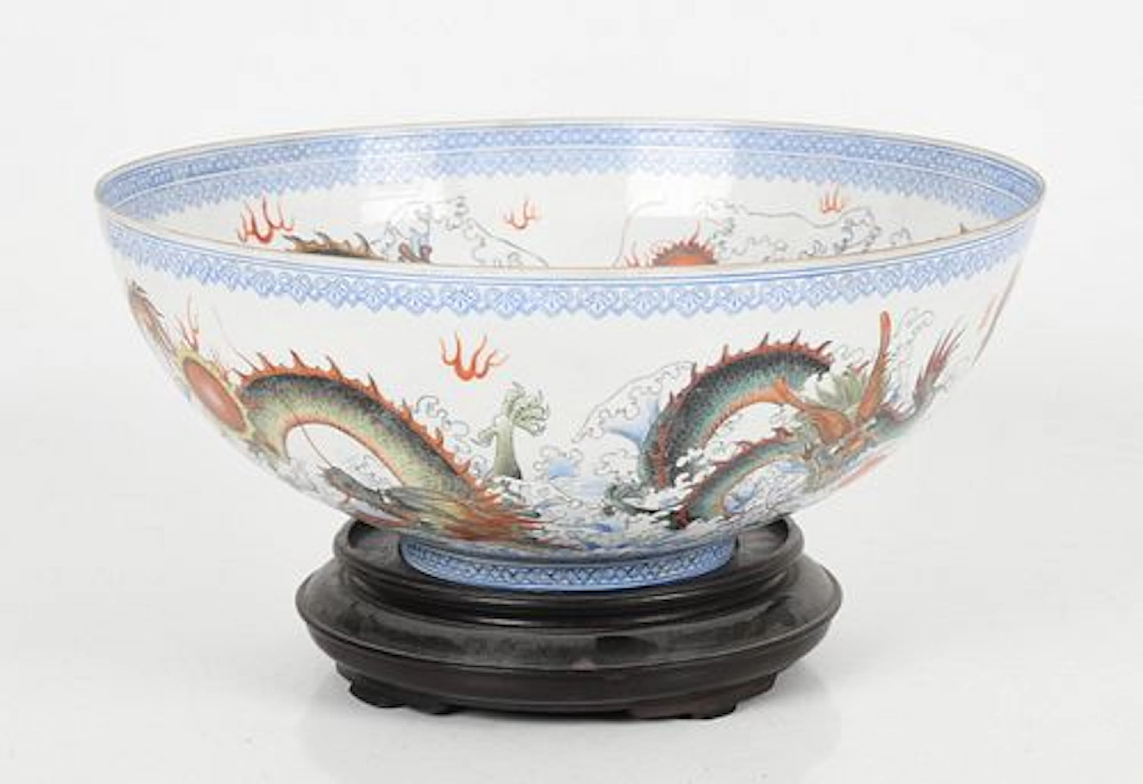 A Chinese Eggshell Porcelain Centerpiece Bowl