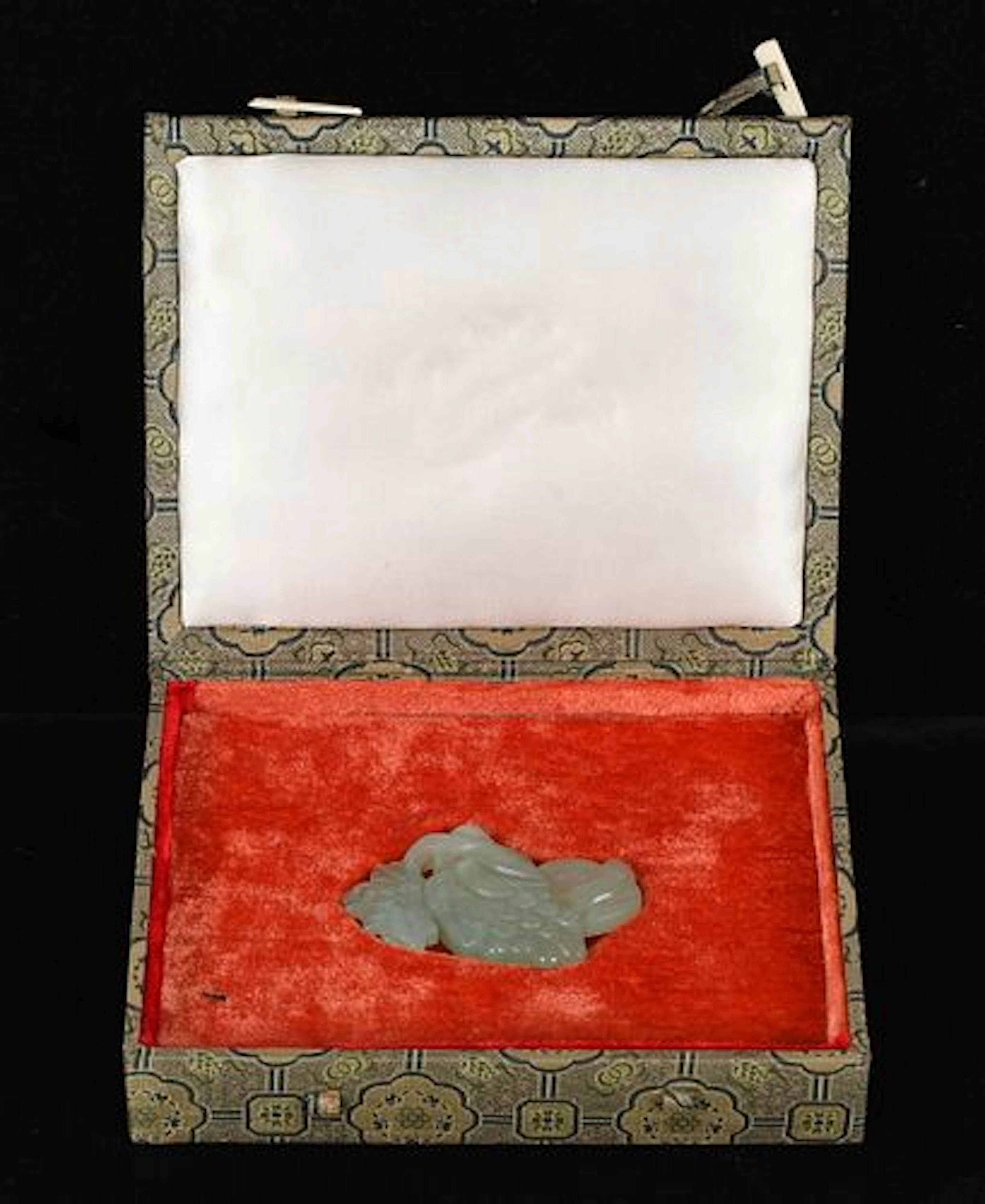 A Chinese Jade Pendant