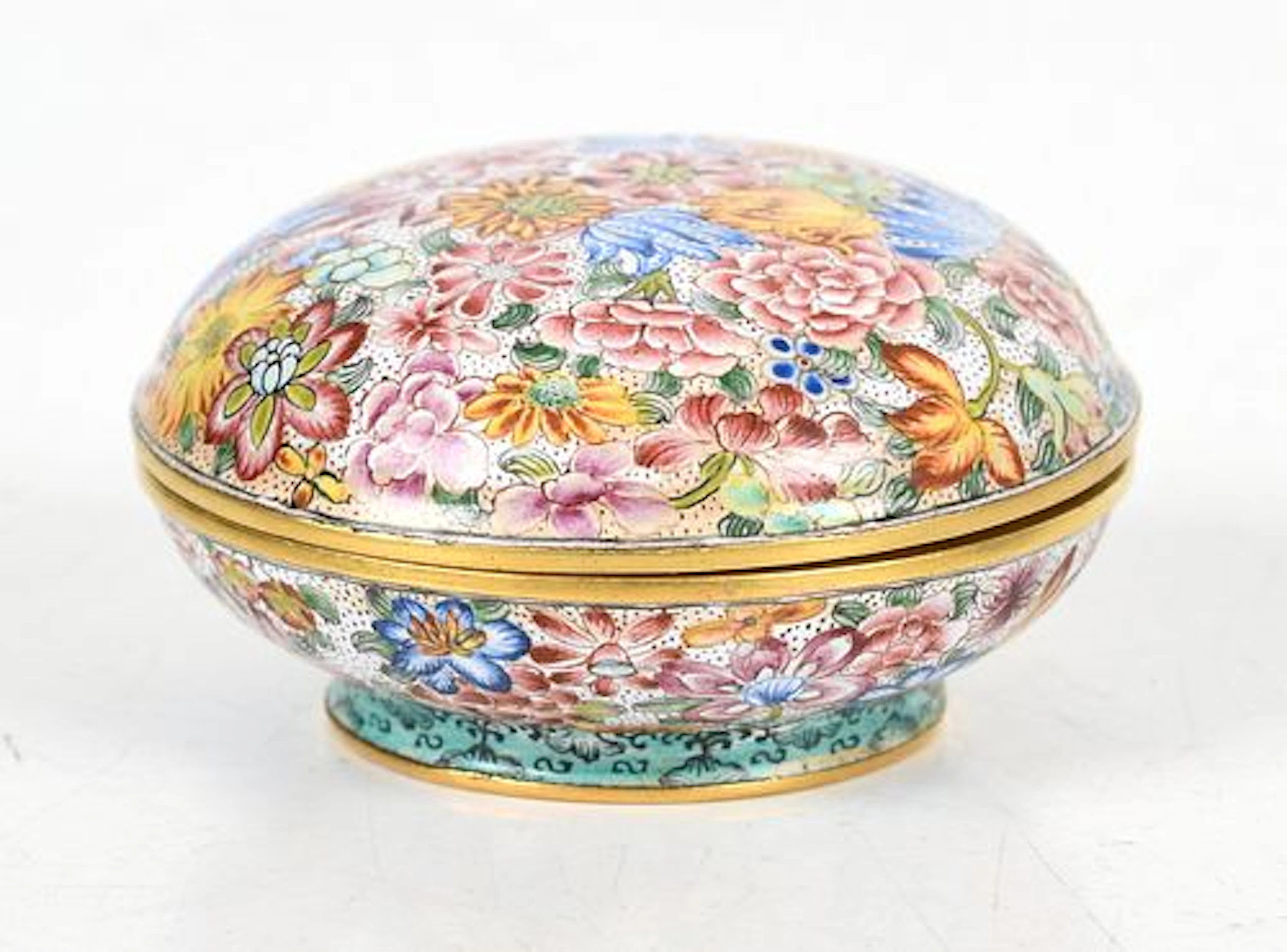 A Qing Dynasty Enameled and Gilt Cosmetic Box