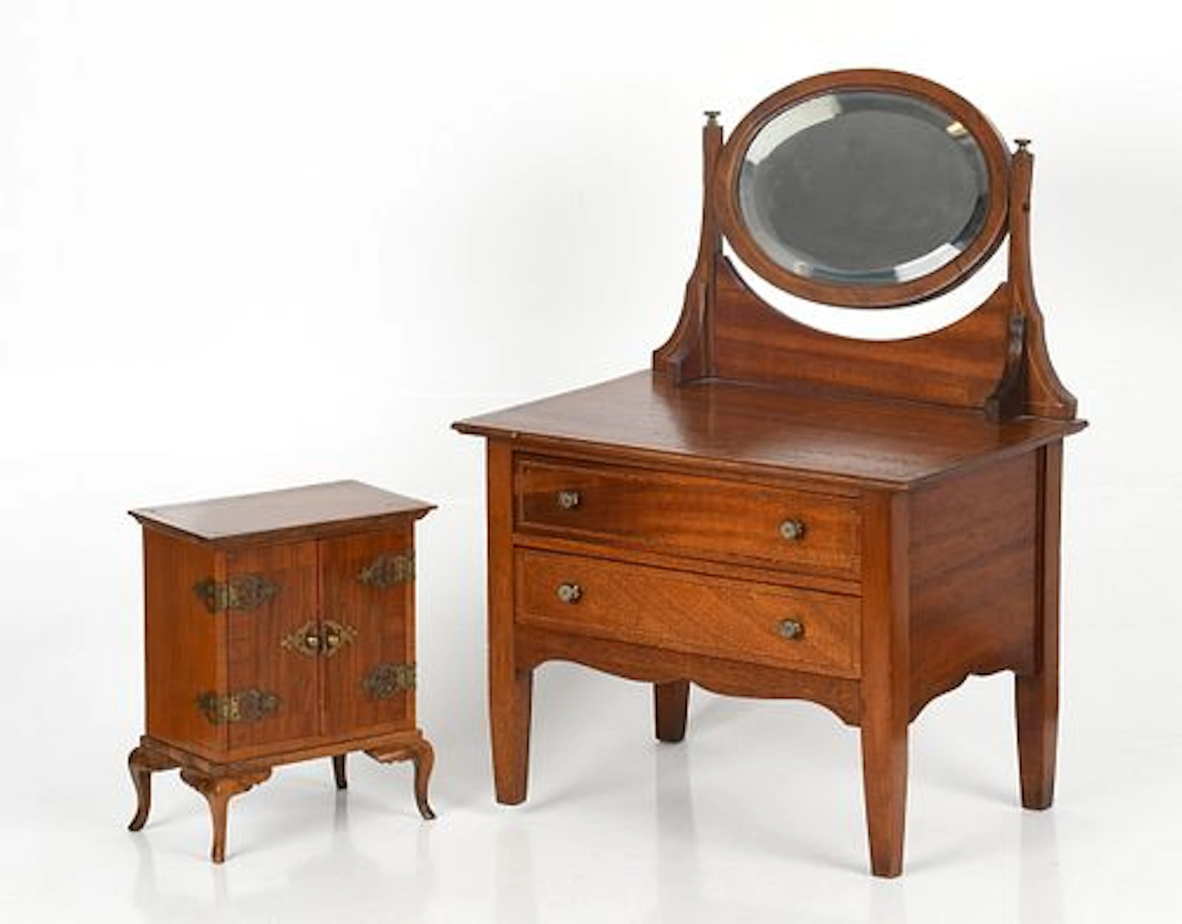 Two Pieces of Miniature Furniture, 19th/ 20th Century