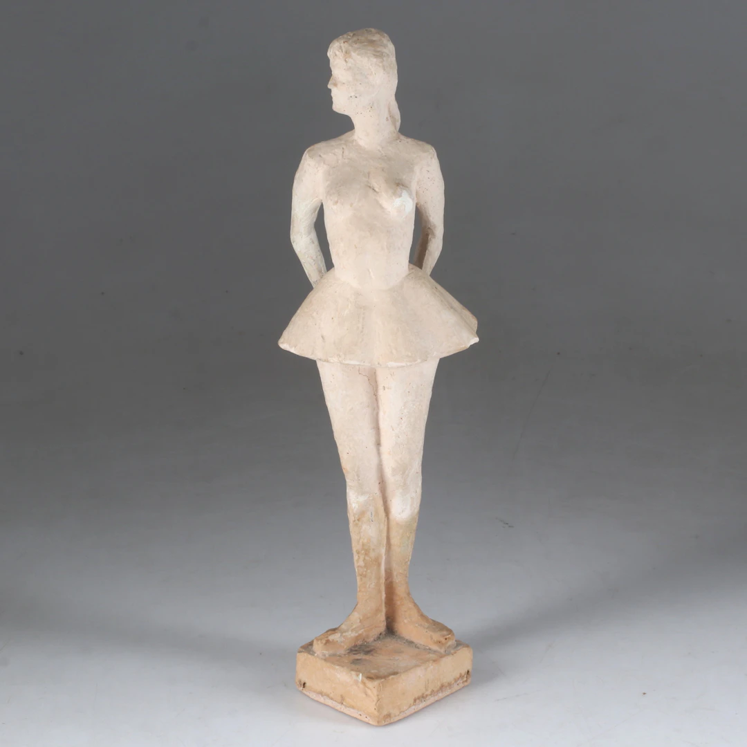 GEORG GANMAR. Skulptur, ballerina, gips, signerad.