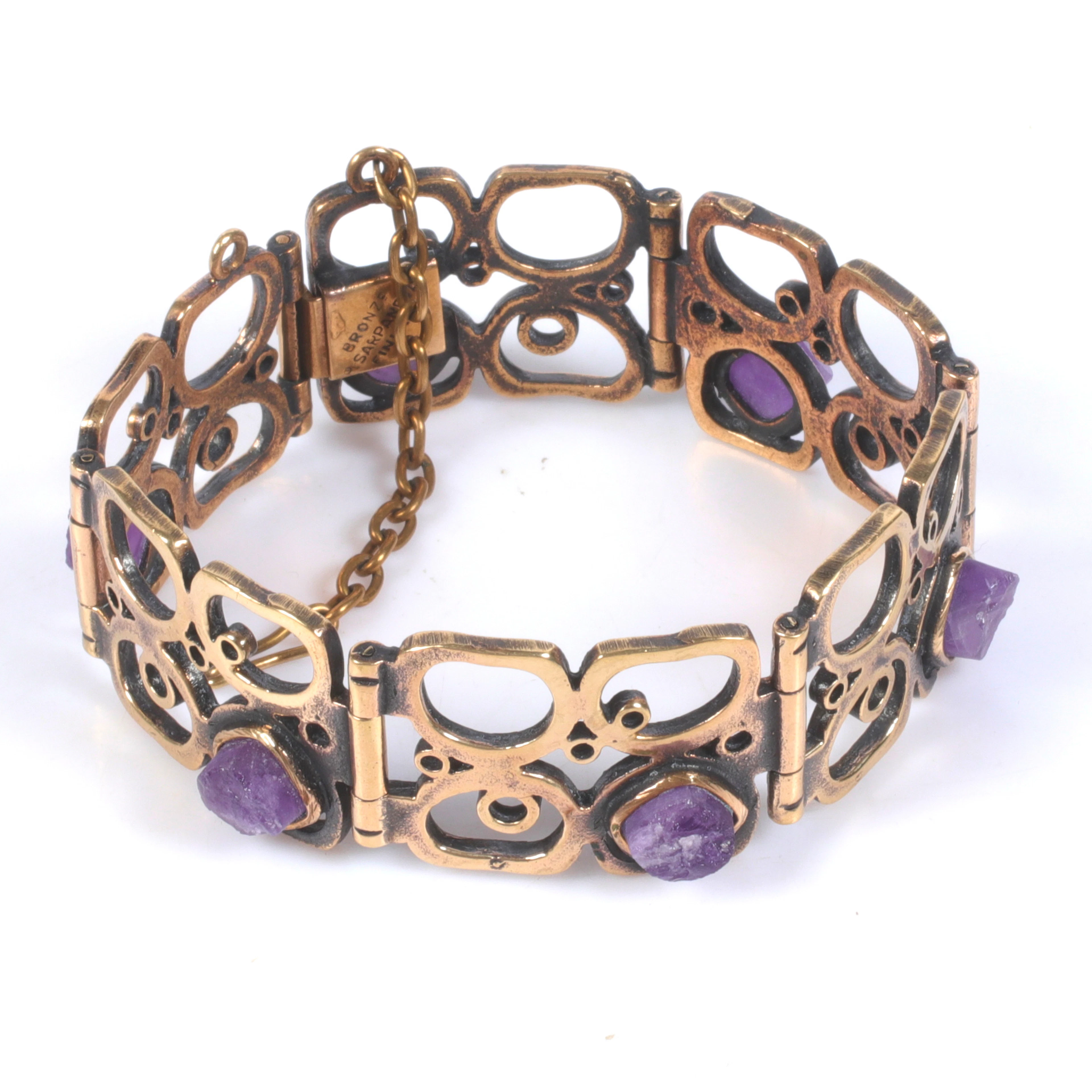 PENTTI SARPANEVA. Armband "Luu", brons med ametister. Finland.