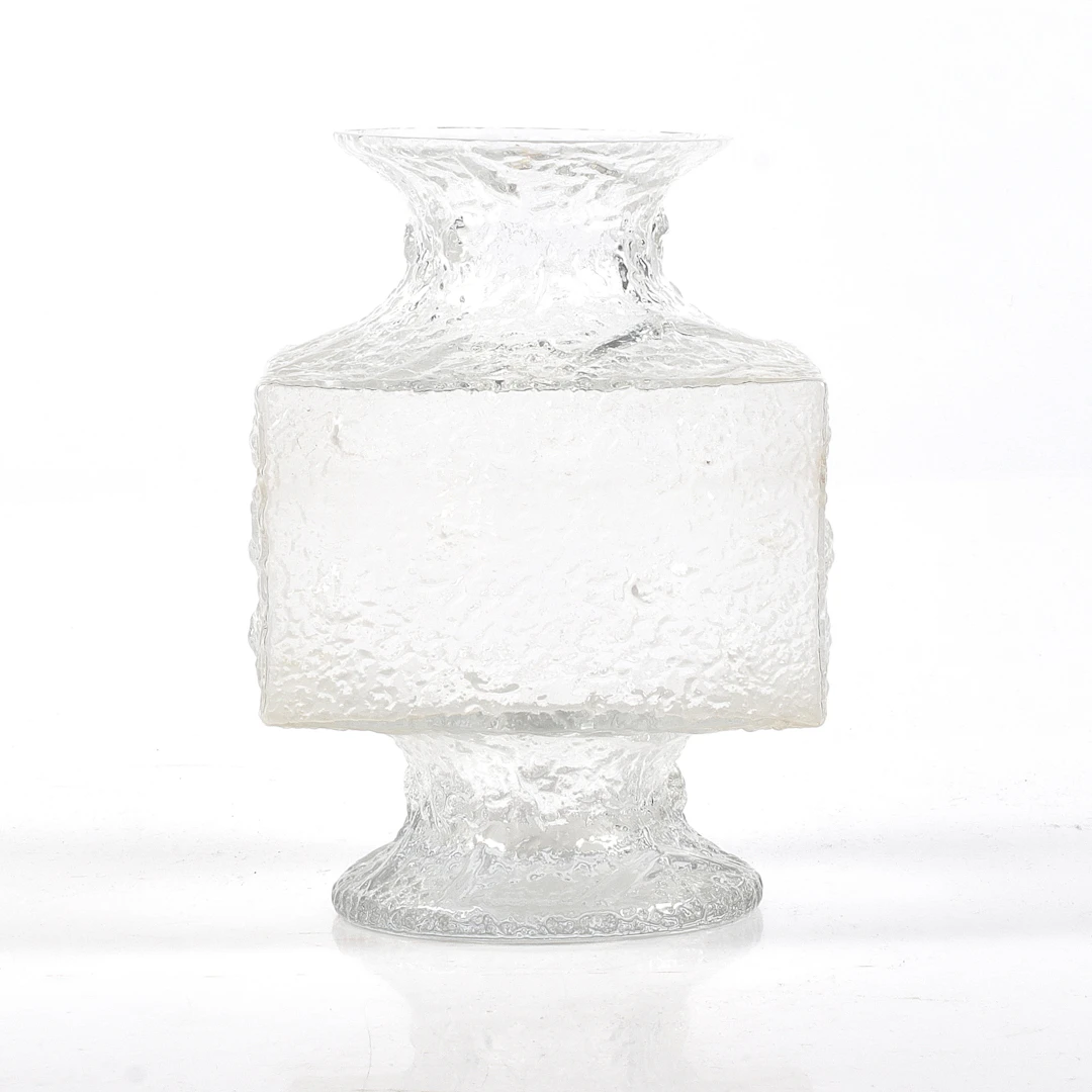 TIMO SARPANEVA. Vas, "Crassus", glas, Iittala, Finland.