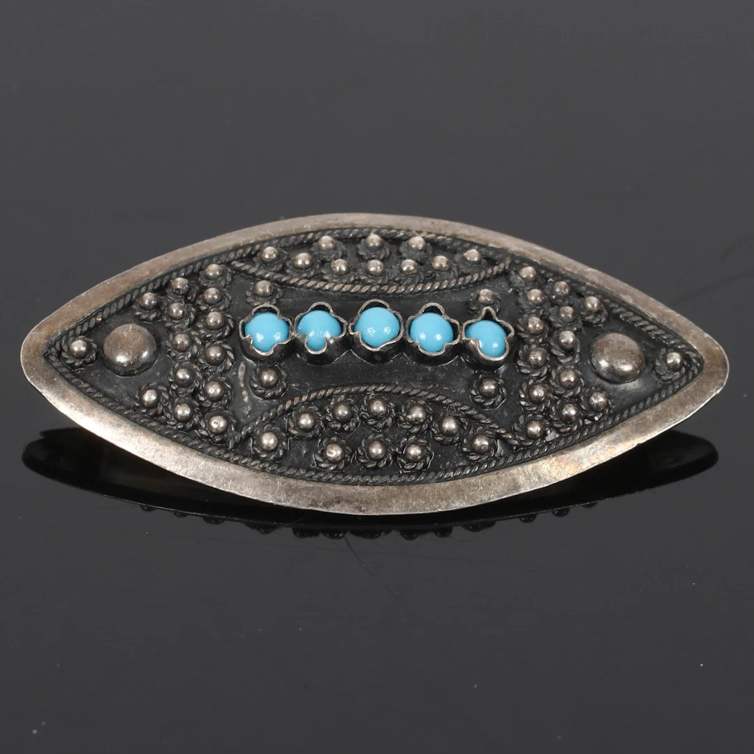 (2510-261) BROSCH, silver, med turkoser, 1900-tal.