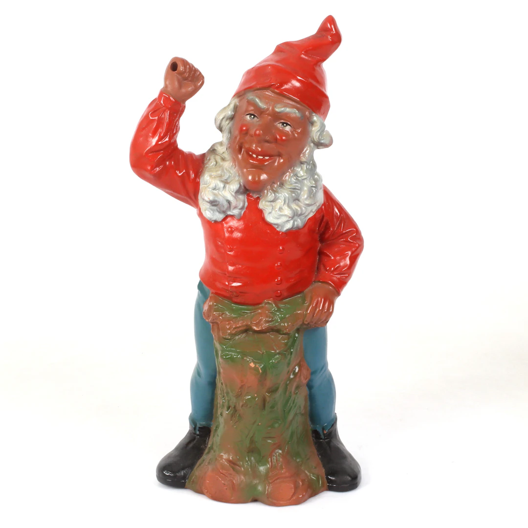 TOMTE med huggkubbe, keramik, 1900-tal.
