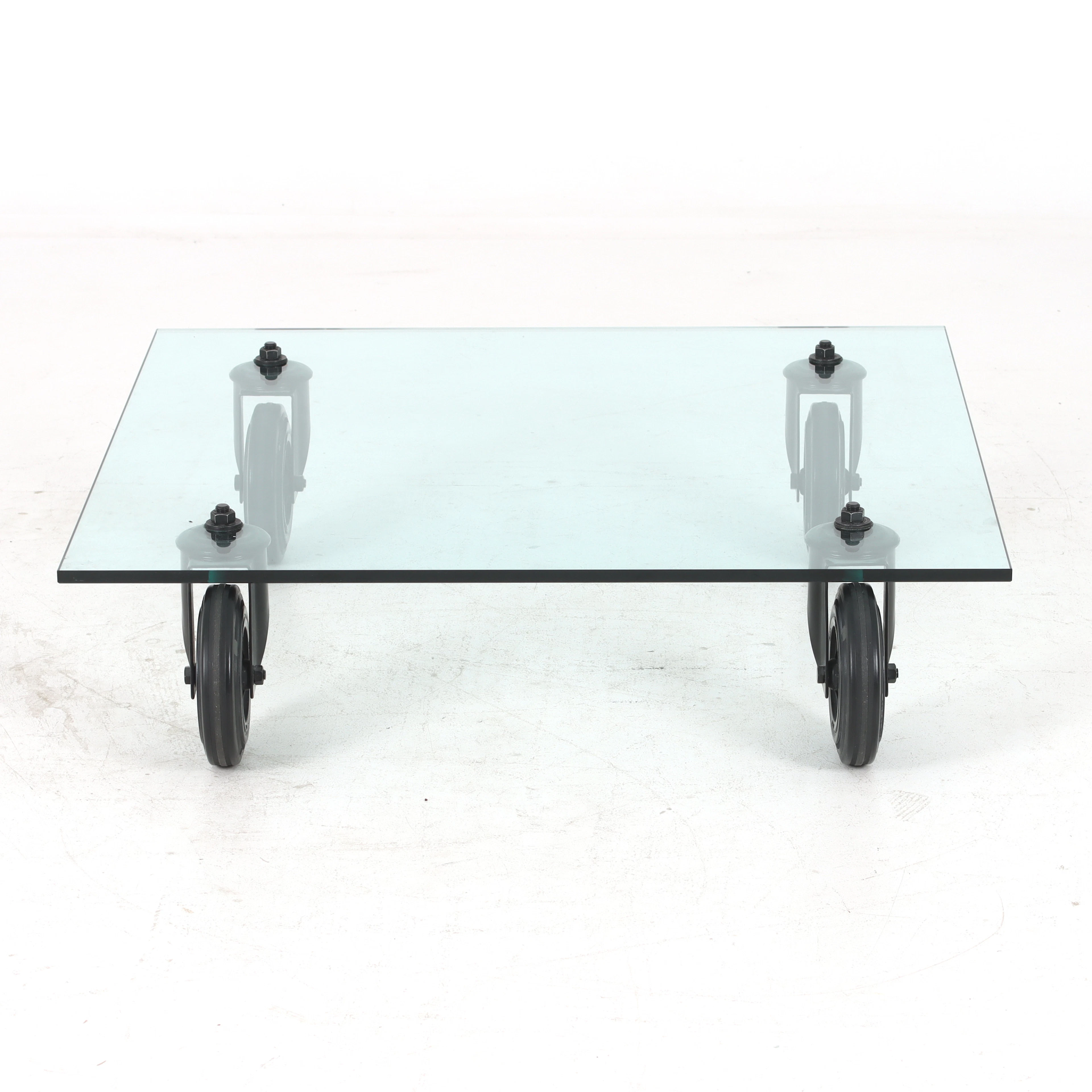 GAE AULENTI. Soffbord, ”Tavolo Con Ruote”, FontanaArte, formgivet