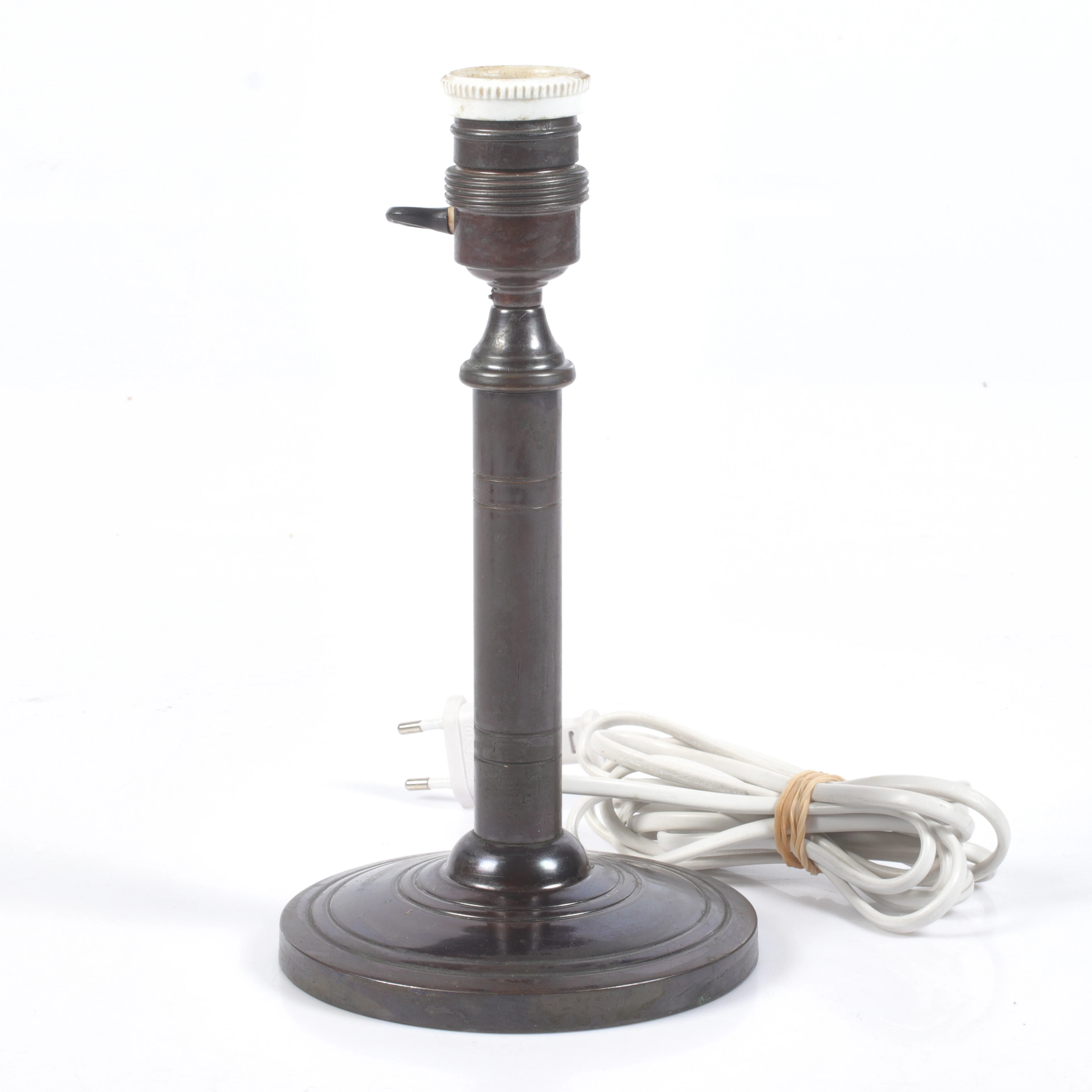 BORDSLAMPA, metall, 1900-talets mitt.