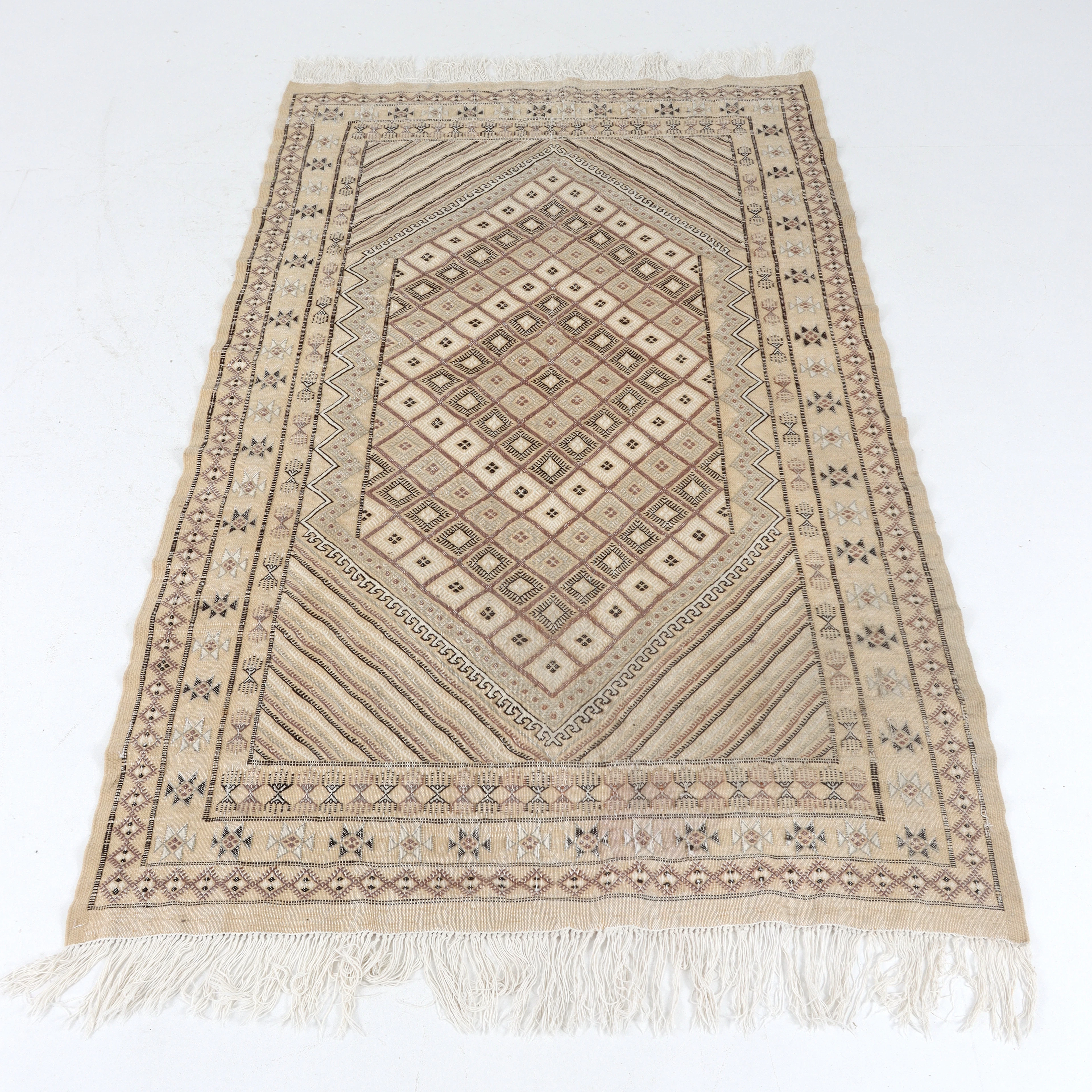 MATTA, orientalisk, Kelim, Barjasteh, ca 250 x 153 cm.