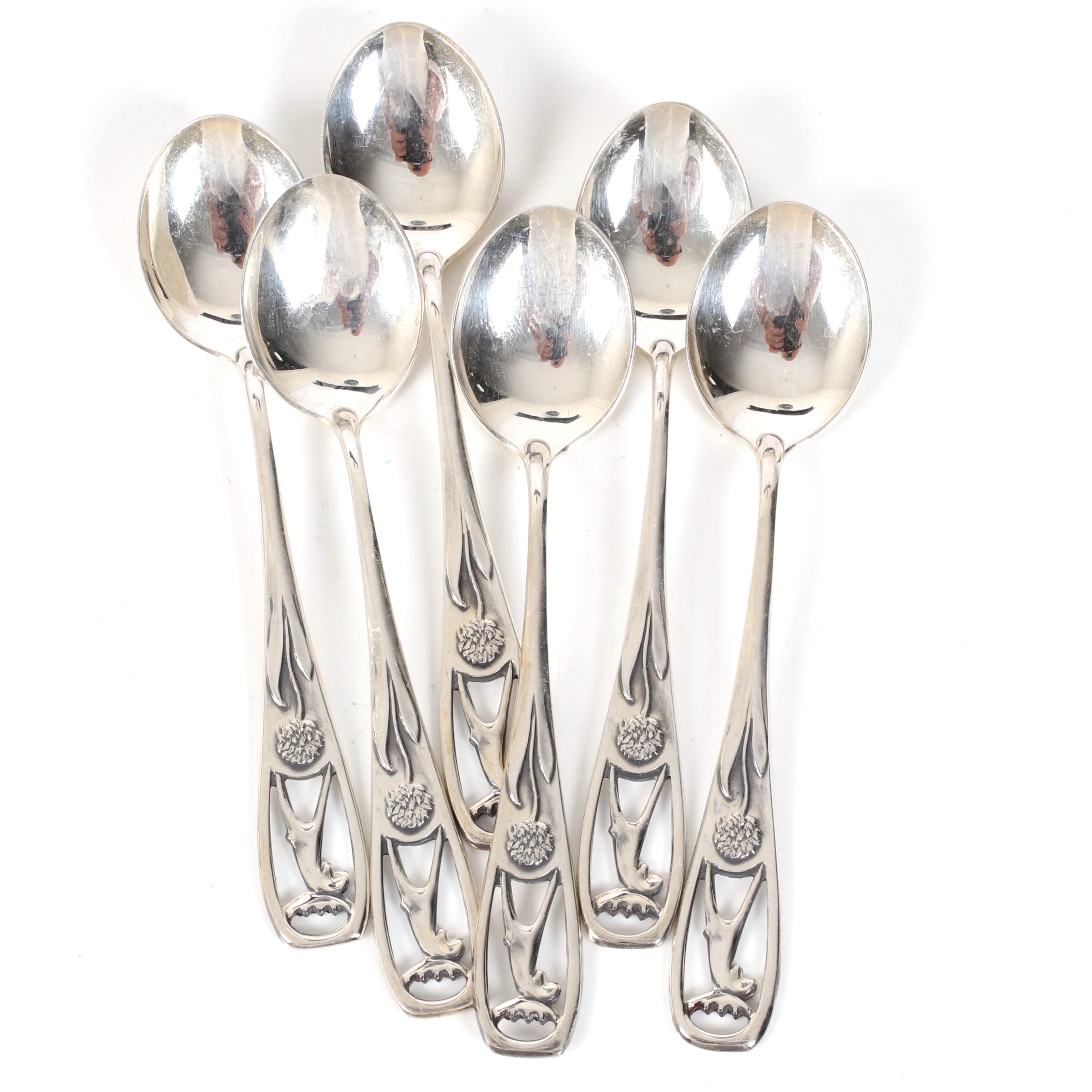 KAFFESKEDAR, silver, dekor av älg, Bror Schalin, Östersund. 1961.