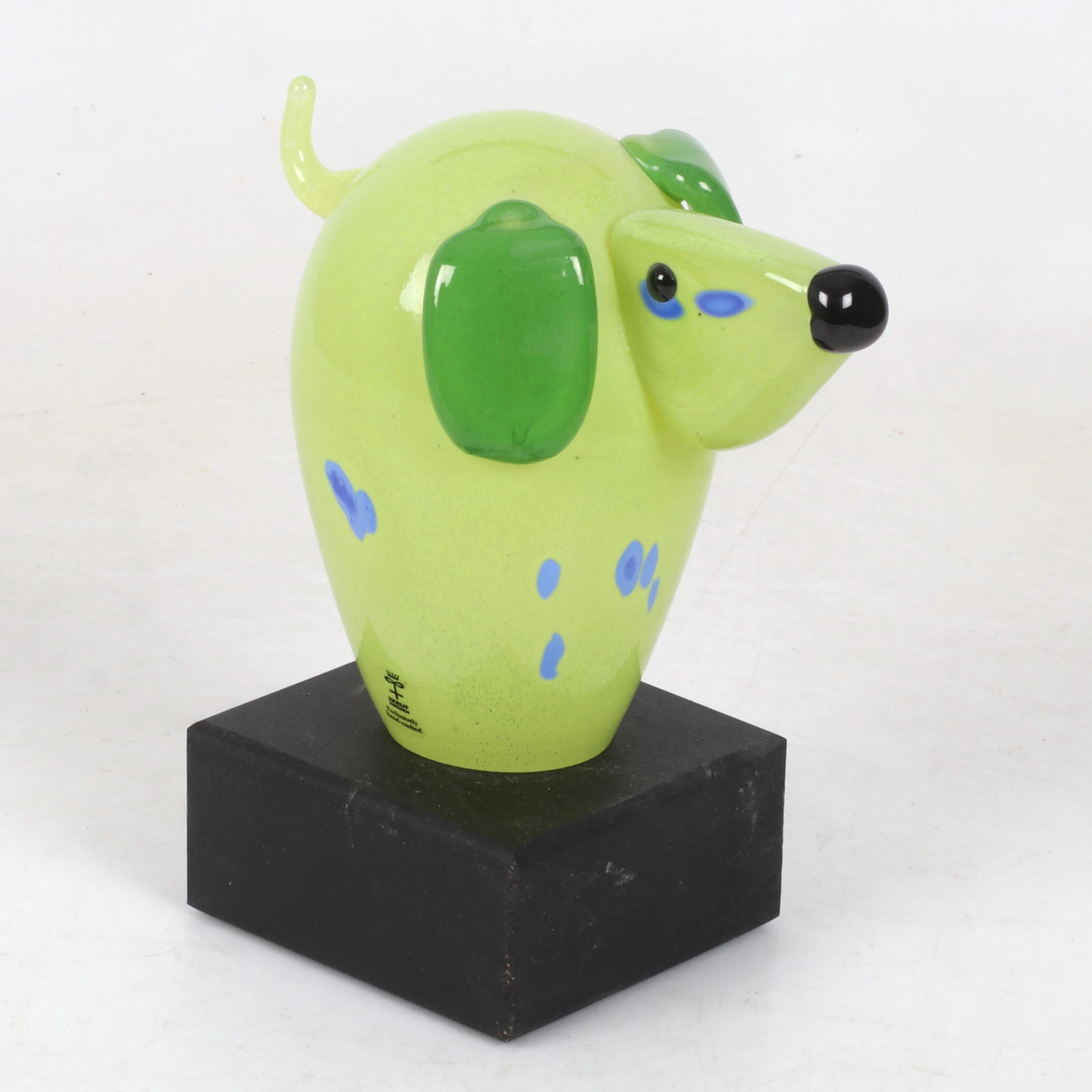 EVA-LENA MARTINSSON. Figurin, Hund, glas, Skruf.