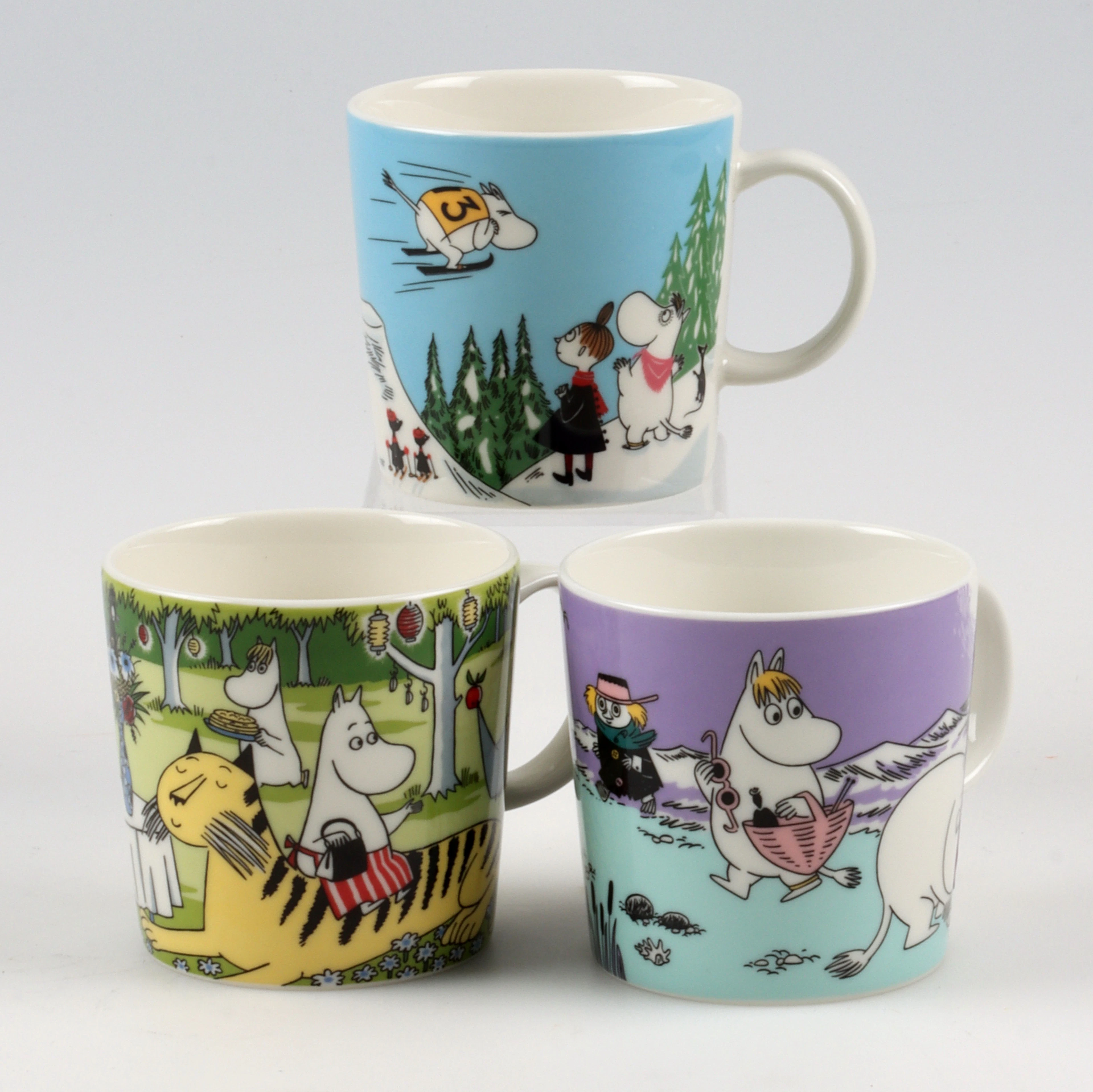 MUMINMUGGAR, 3 st, säsongsmuggar, porslin, Moomin Characters, Arabia, 2023-25.