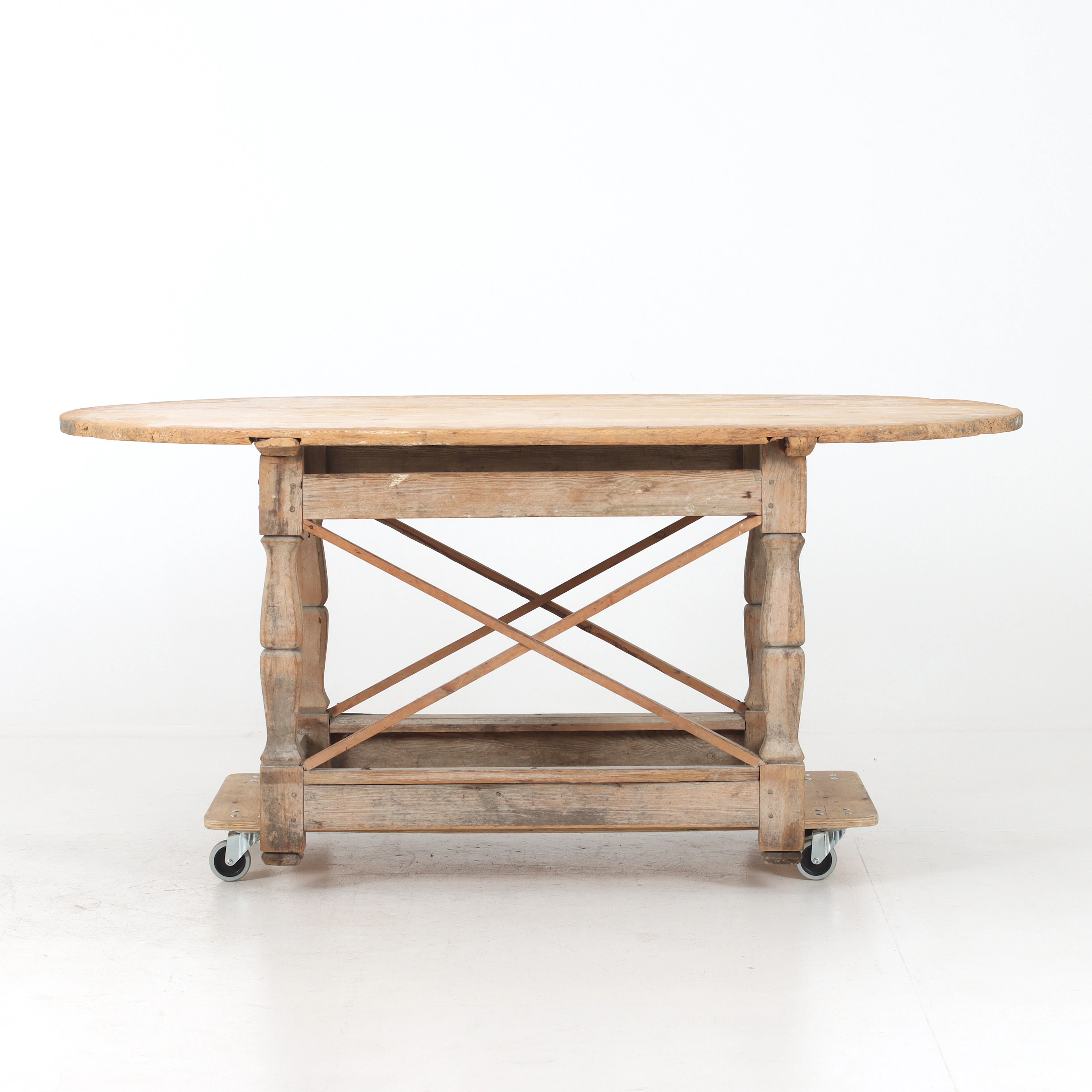 BORD, furu, allmoge, 1800-tal.