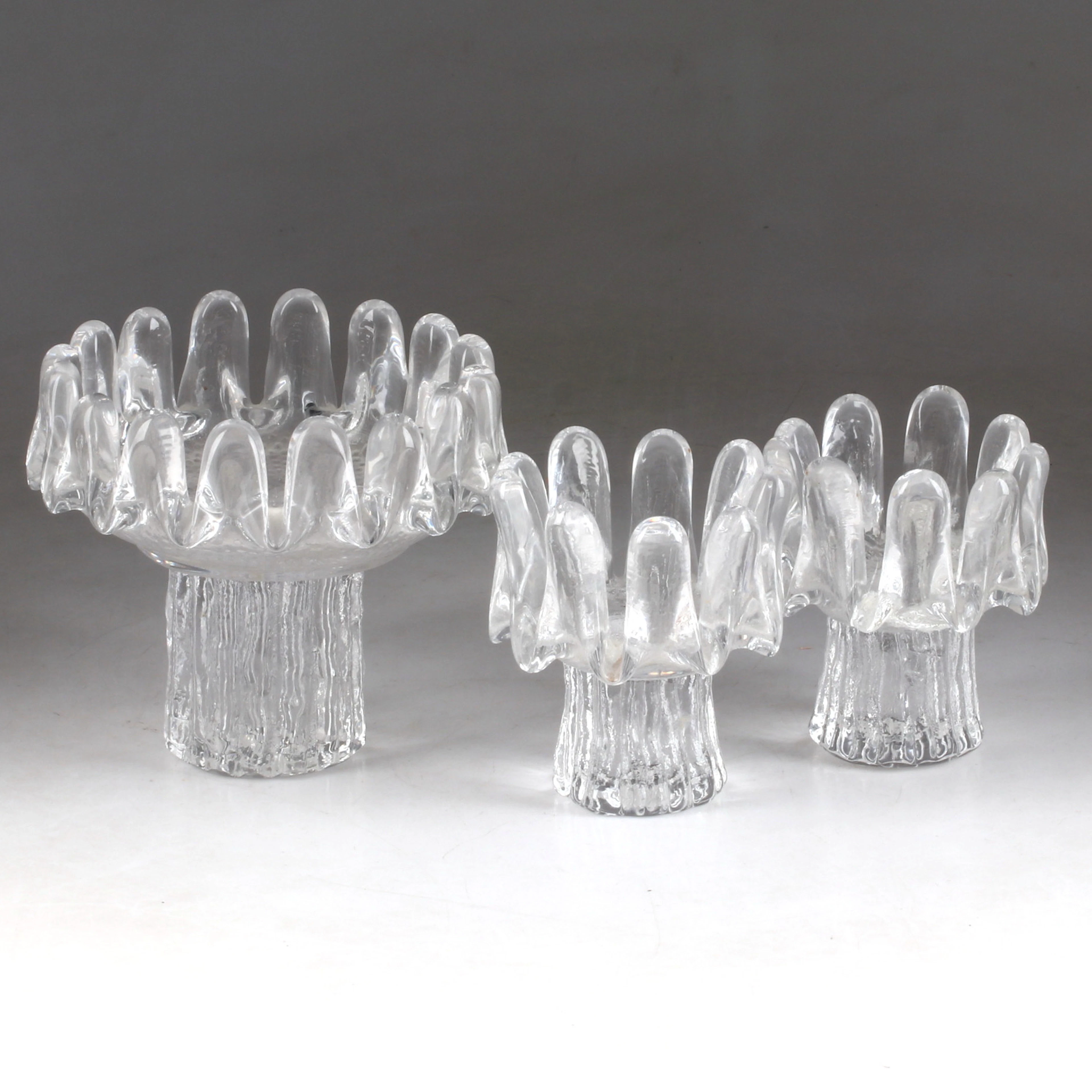 GÖRAN WÄRFF. Ljushållare 3 st, glas, "Sunflower", Kosta. 1900-talets