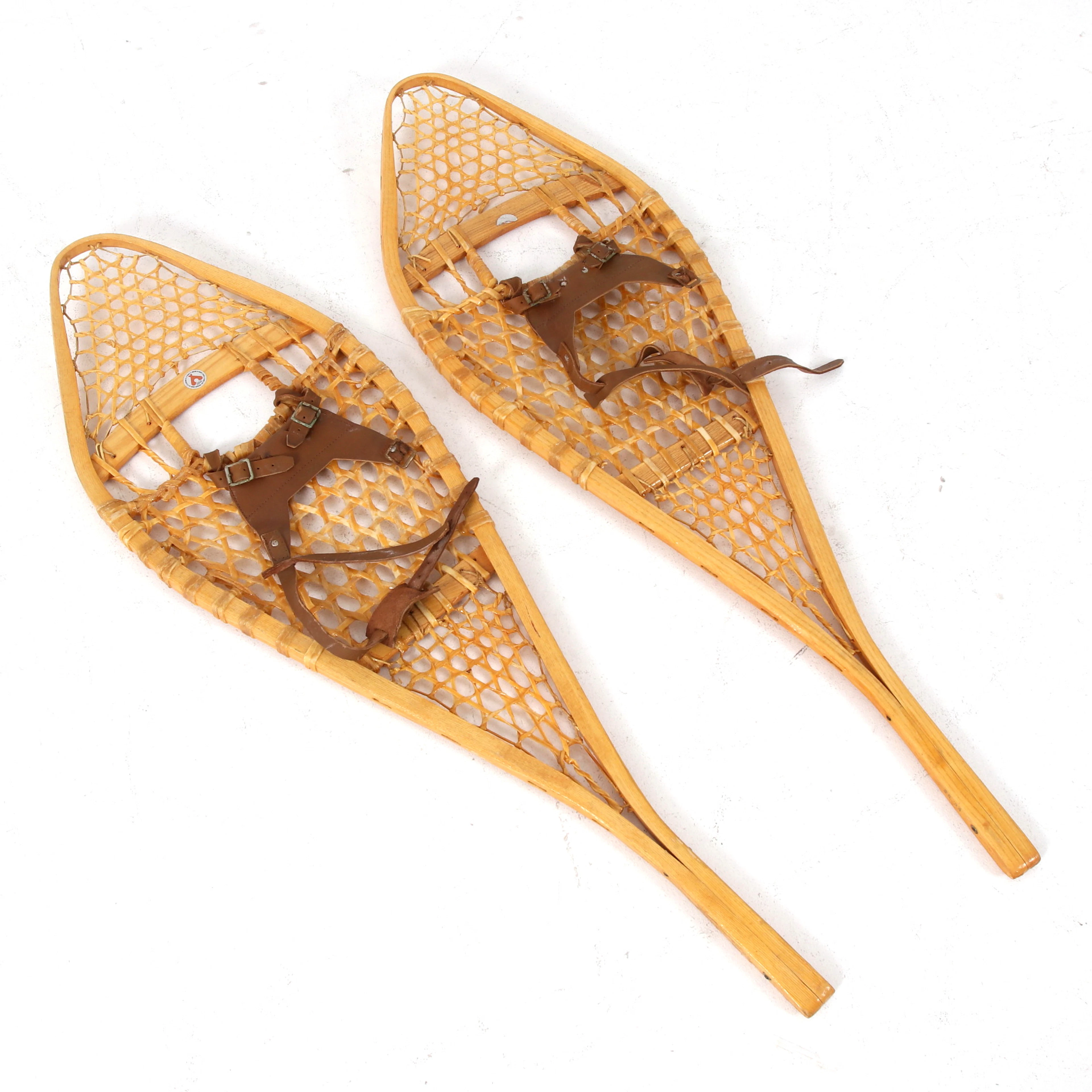 SNÖSKOR, ett par, The Indian snowshoe craftsmen of Quebec, made in Canada.