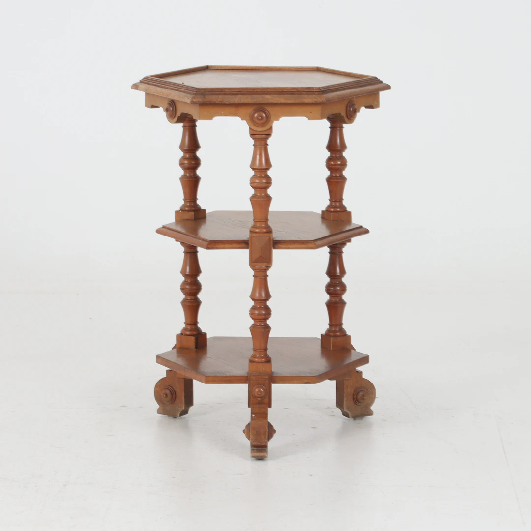 LAMPBORD, med tidningshylla, nyrenässans, 1800-talets slut.