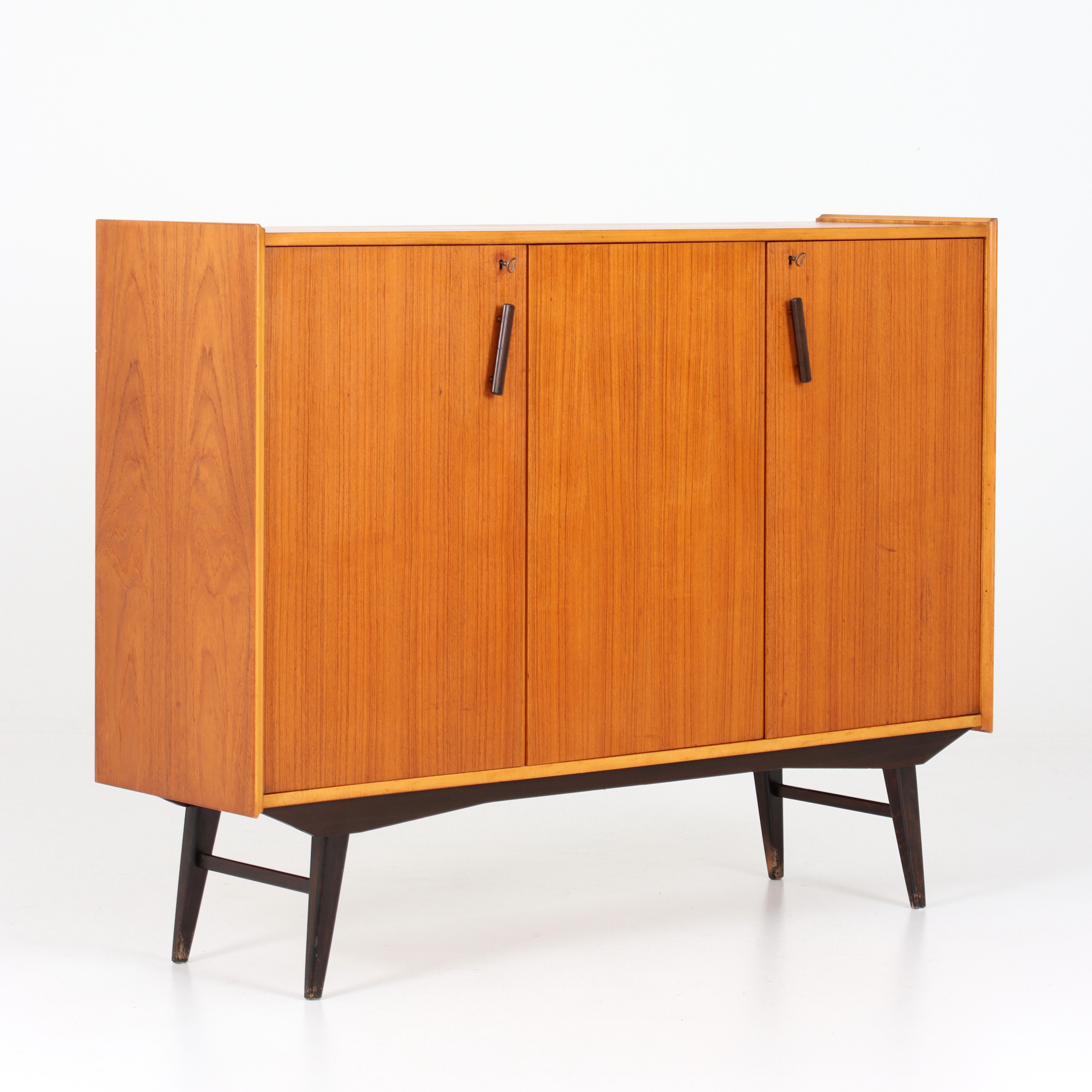 LINNESKÅP, teak, 1950/60-tal.
