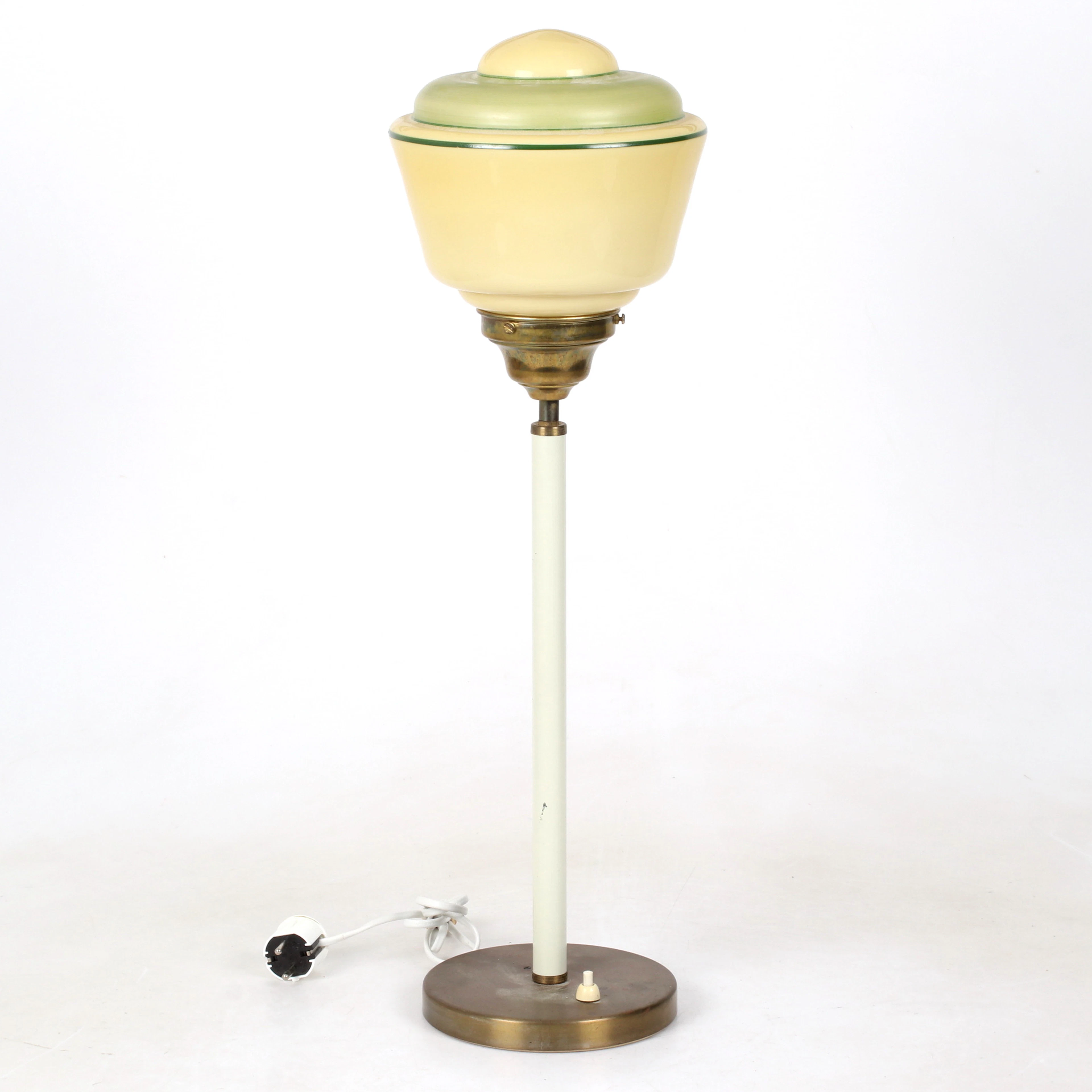 BORDSLAMPA, metall med glaskupa, 1900-tal.