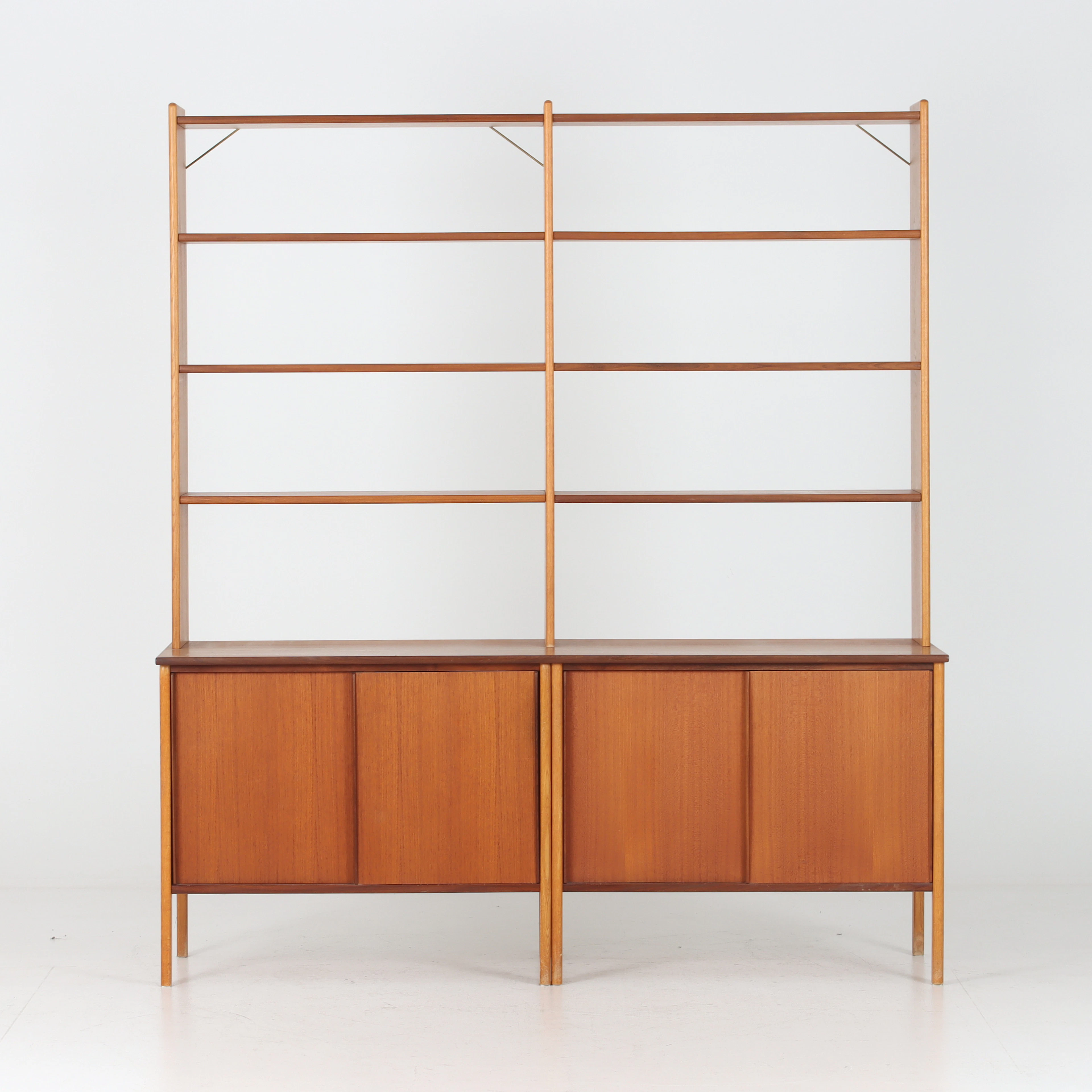 BOKHYLLOR, 2 st, teak, ek. 1960-tal.