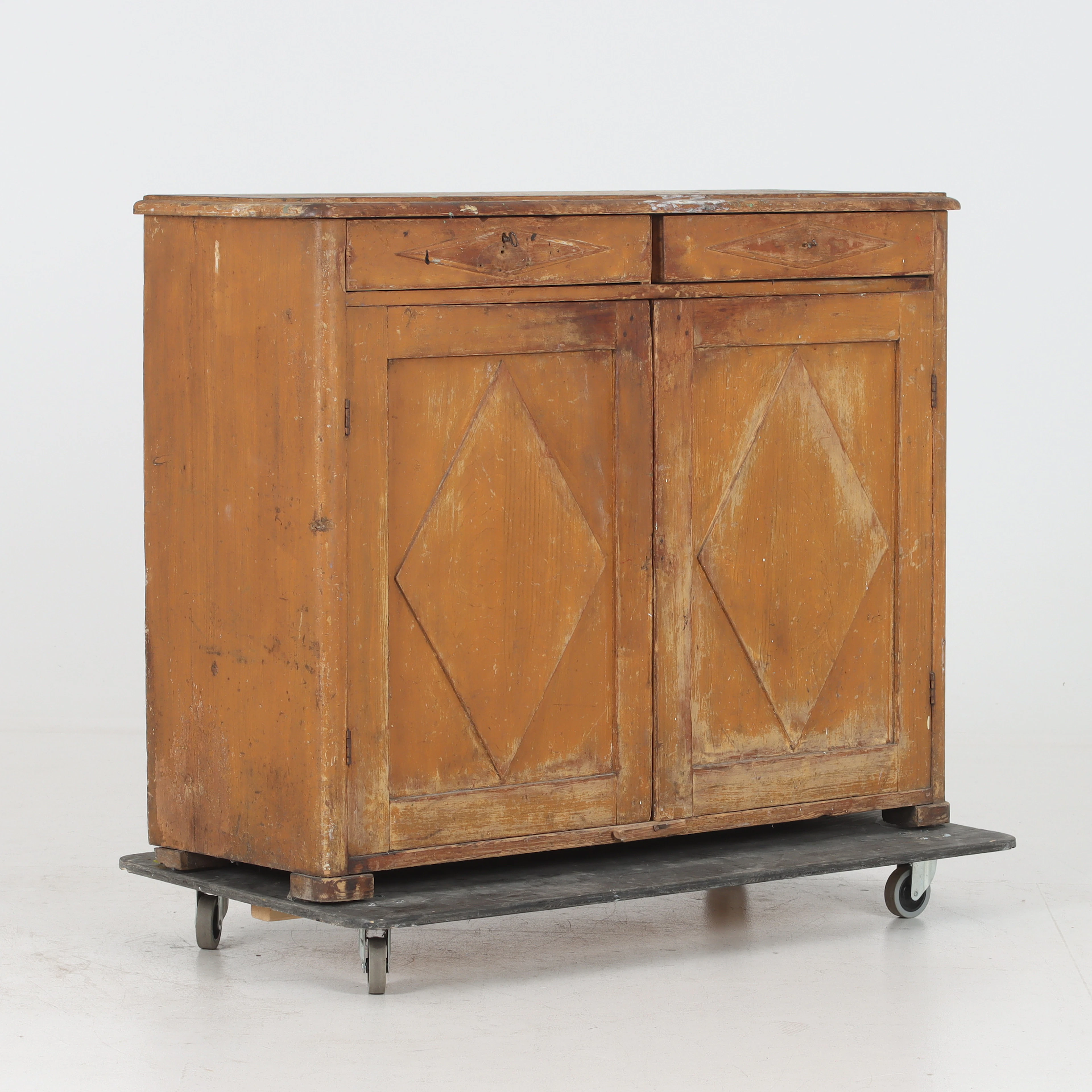 SKÄNK, bemålad furu, Gustaviansk stil, allmoge, 1800-tal.