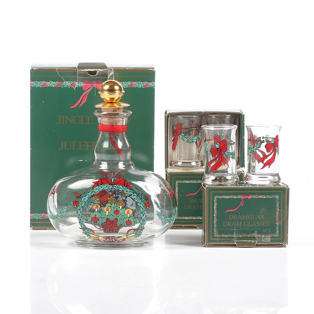 PLUNTA, SNAPSGLAS, 9 delar, "Jingle Bells", glas, Royal Copenhagen.
