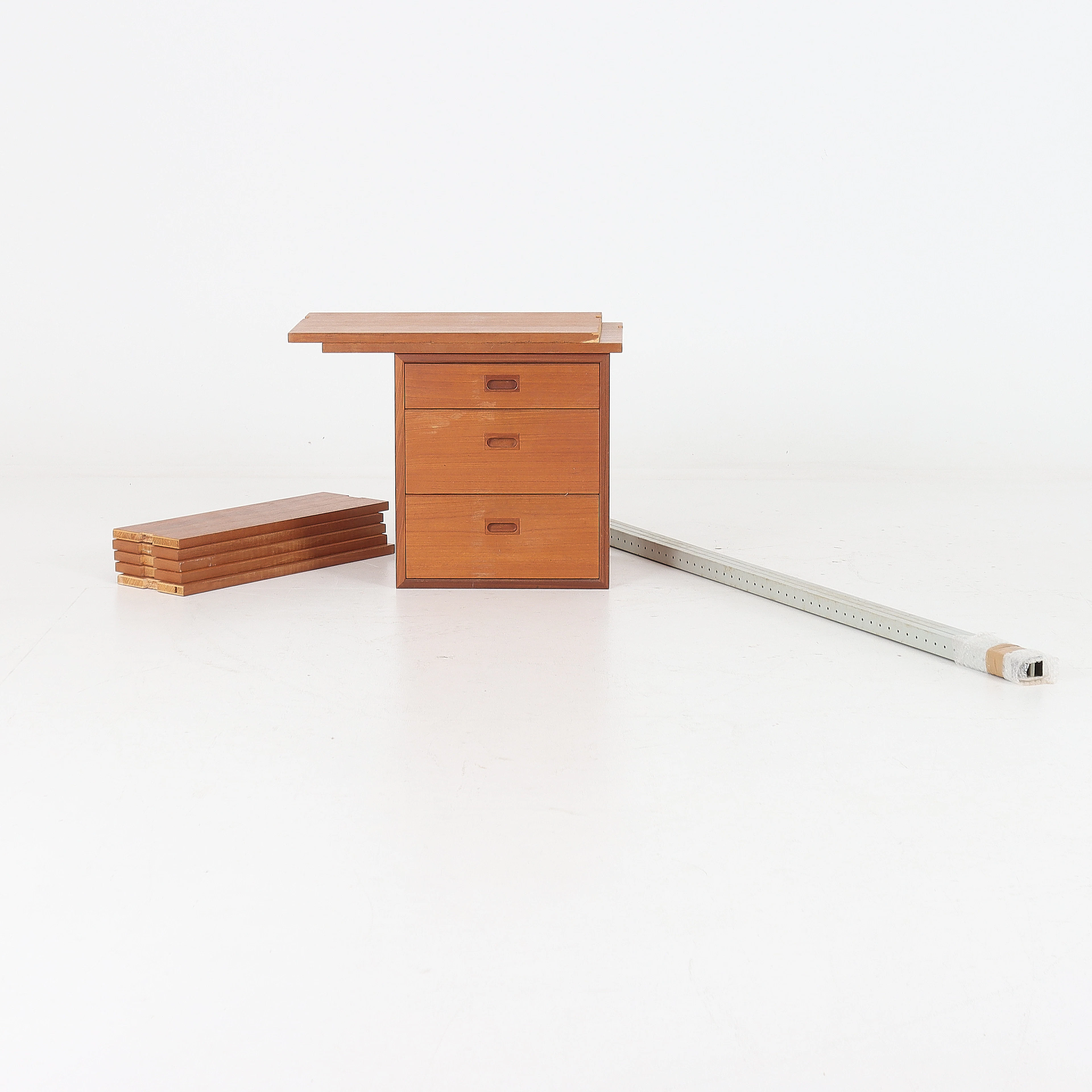 HYLLSYSTEM, "PIRA", 1950/60-TAL. Hyllsystem, "Pira", 1950/60-tal.