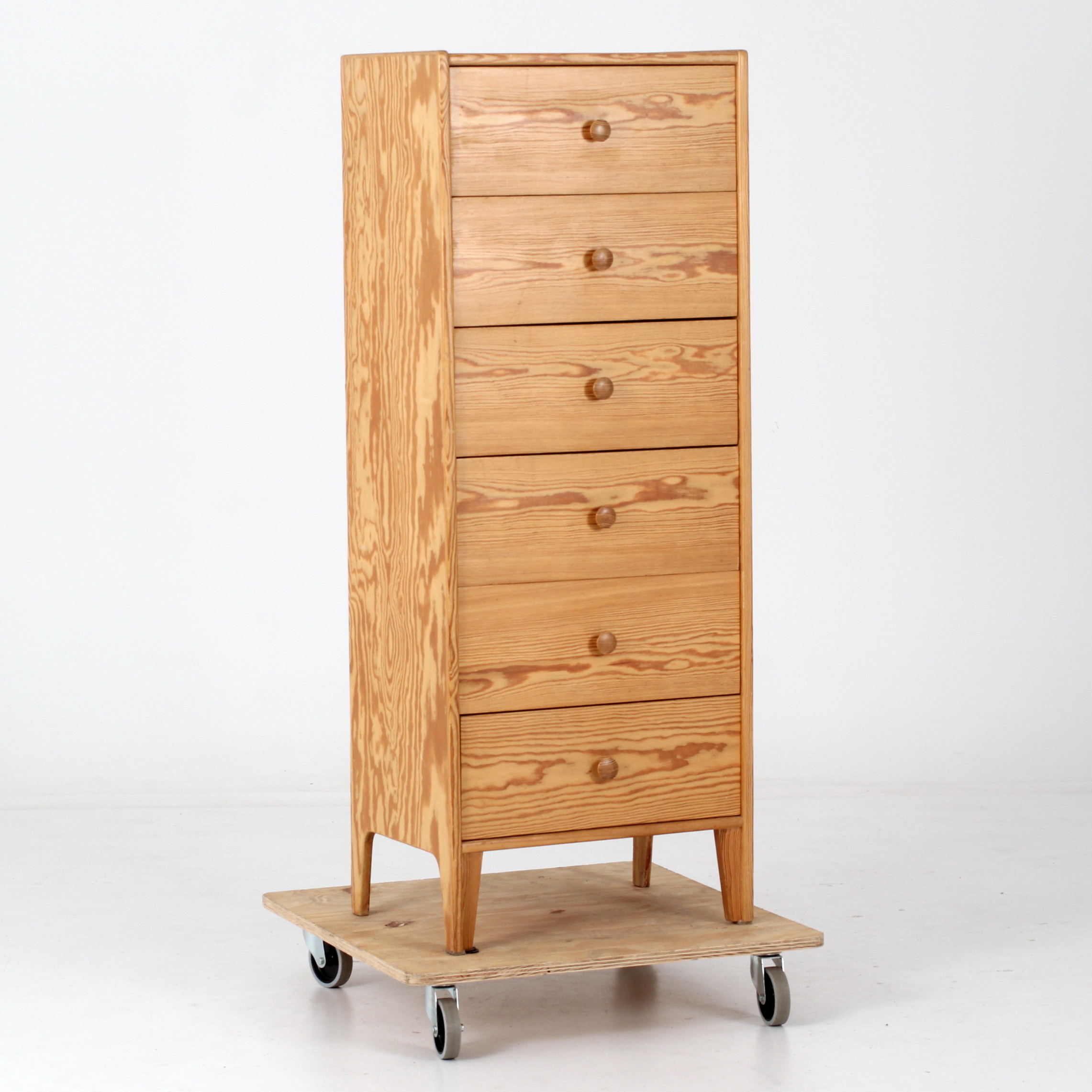 BENGT RUDA. Byrå, "Lange", furu, IKEA, 1960/70-tal.