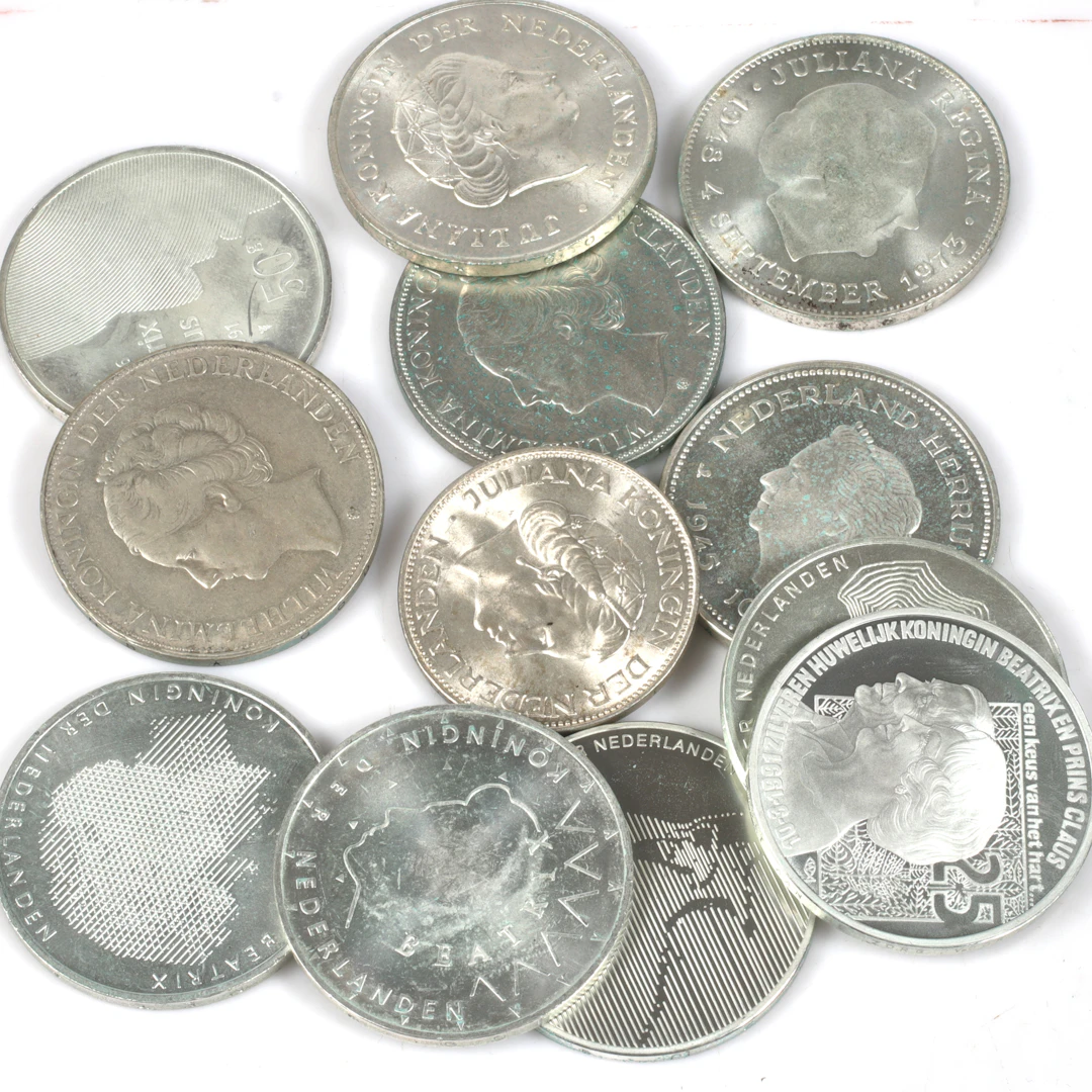 SILVERMYNT. 12 st. bl.a. 50 Gulden, Nederländerna. 1900-tal.