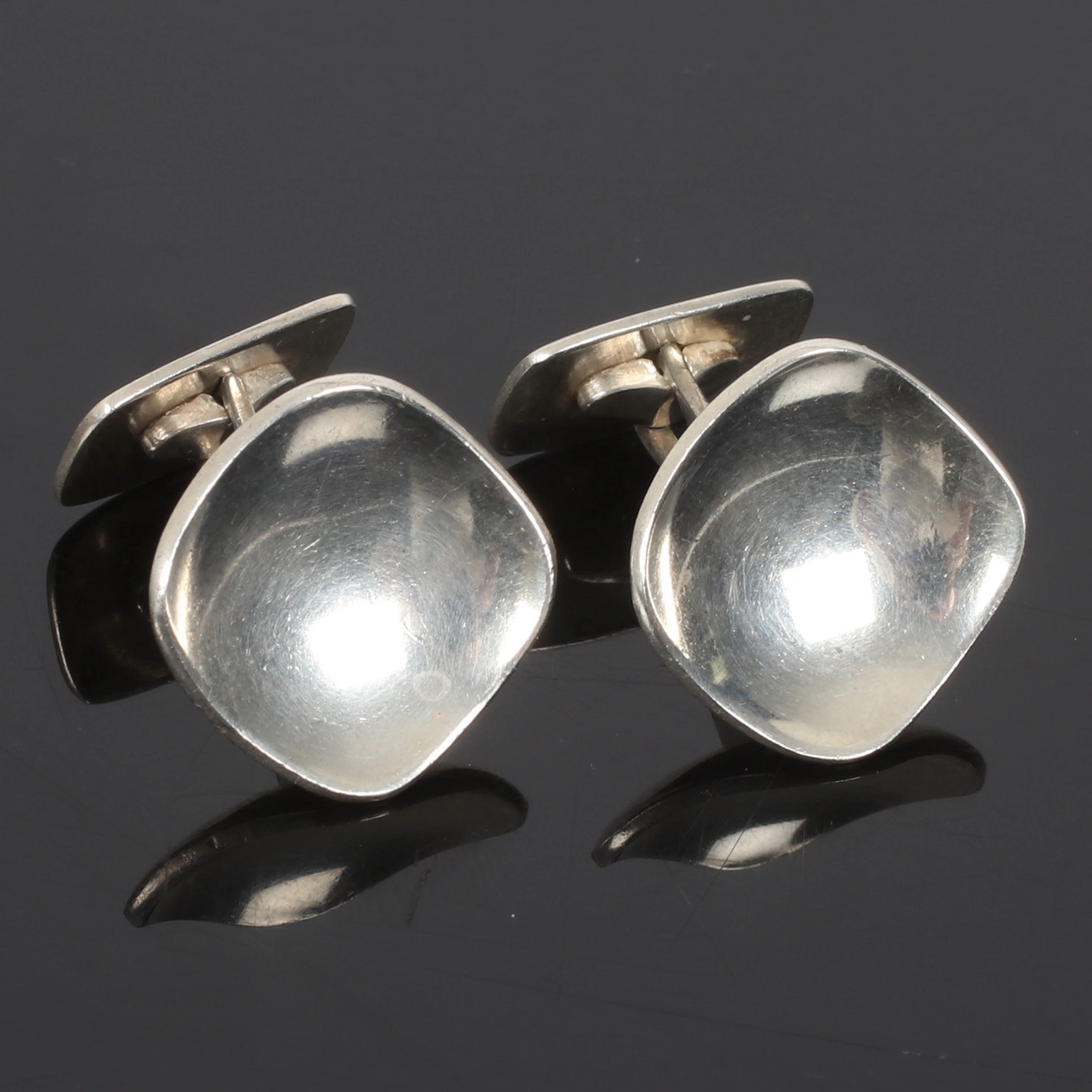 RAY URBAN. Manschettknappar, silver, Stockholm. 1964.