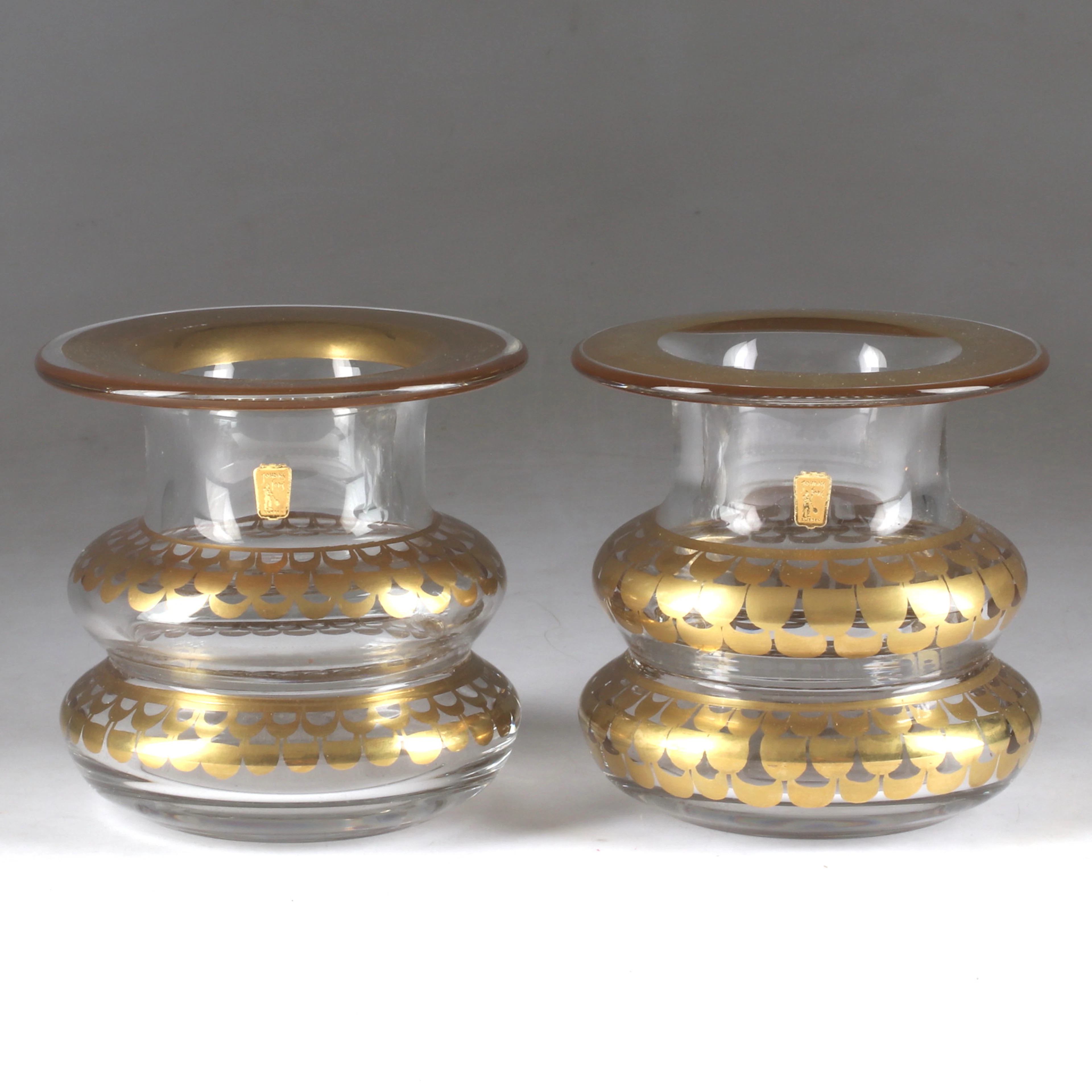 MARGARETA HENNIX. Vaser, 2 st, glas, Johansfors.