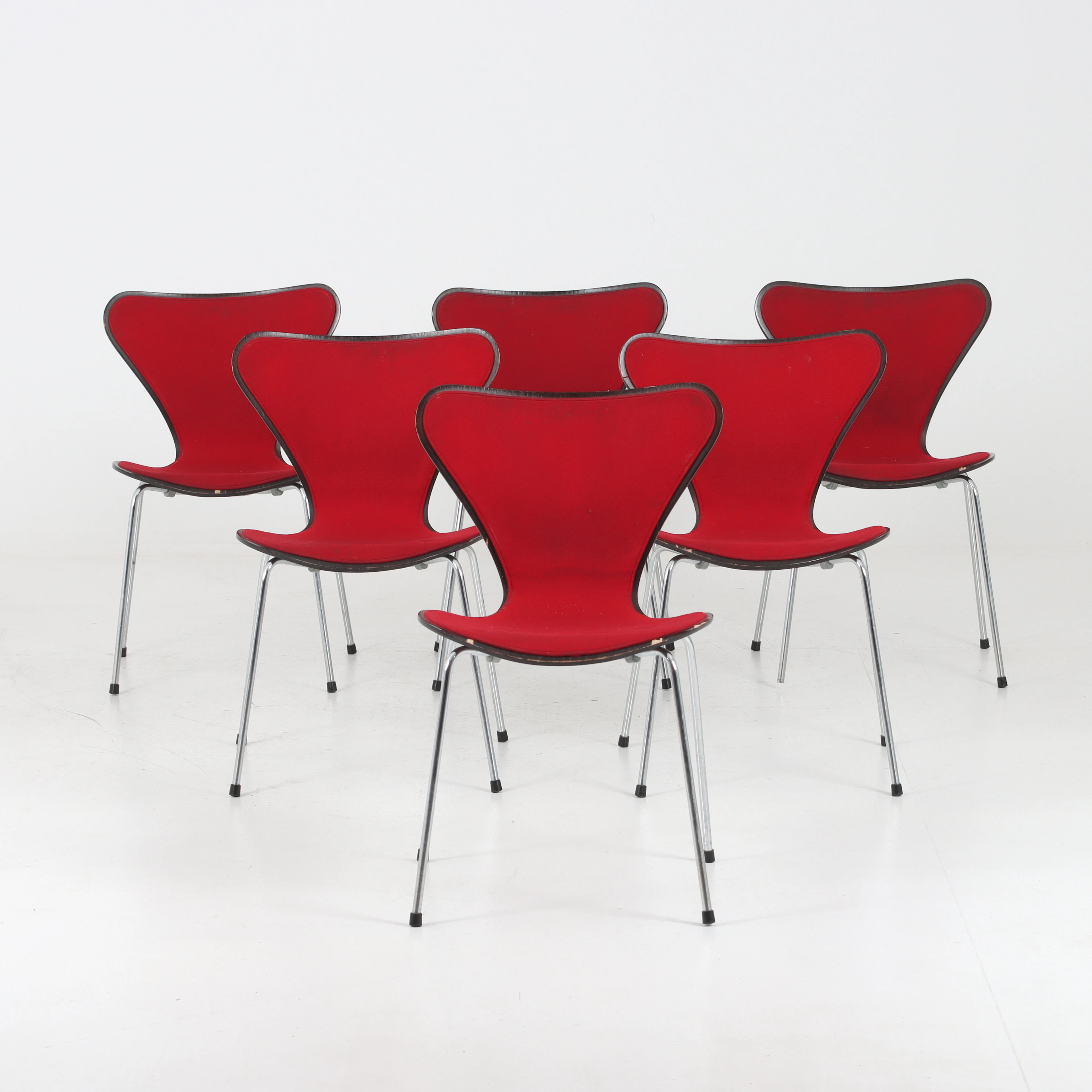 ARNE JACOBSEN. 6 st, "Sjuan" Fritz Hansen, Danmark, 1970-tal.