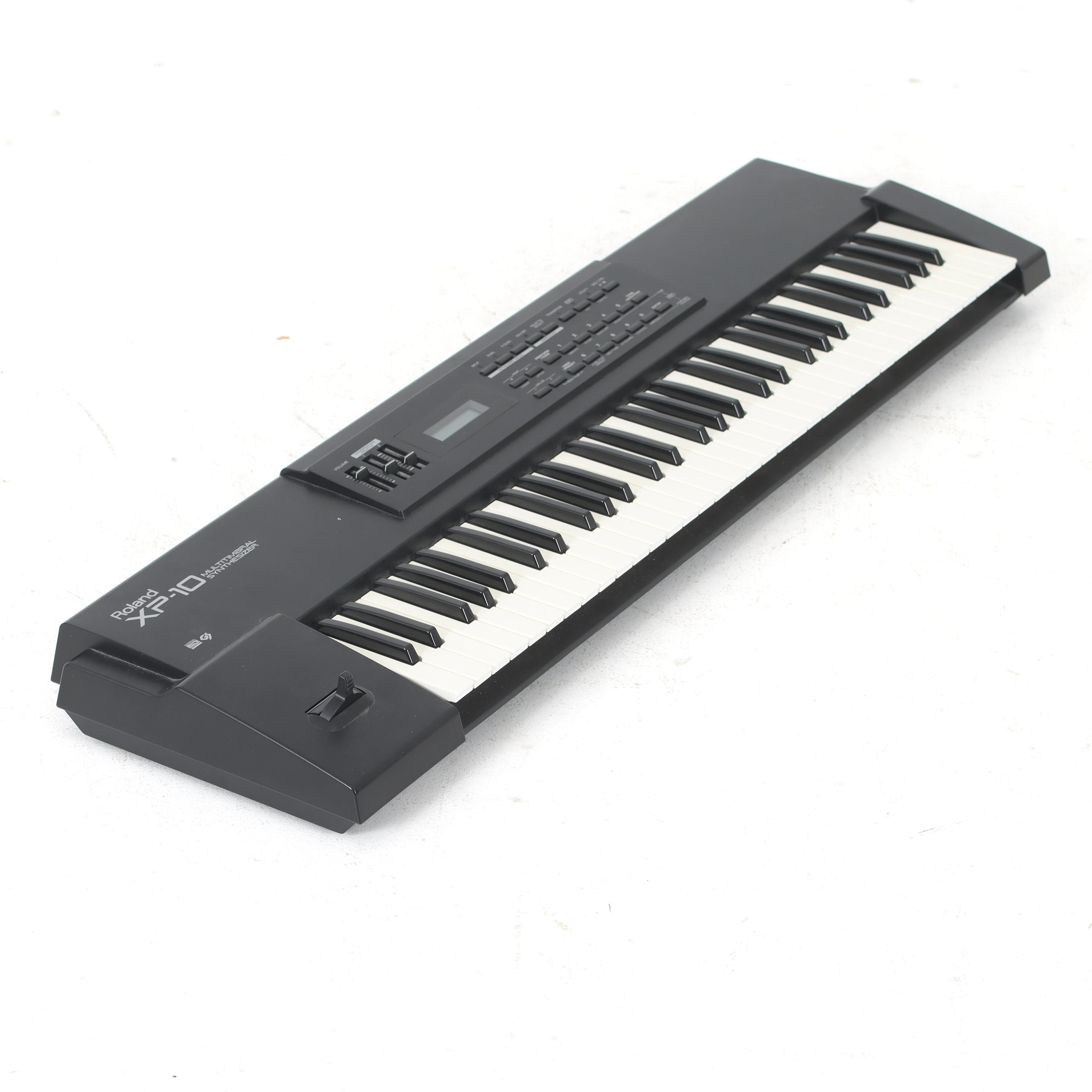 SYNTHESIZER, XP-10, Multitimbral. Roland.