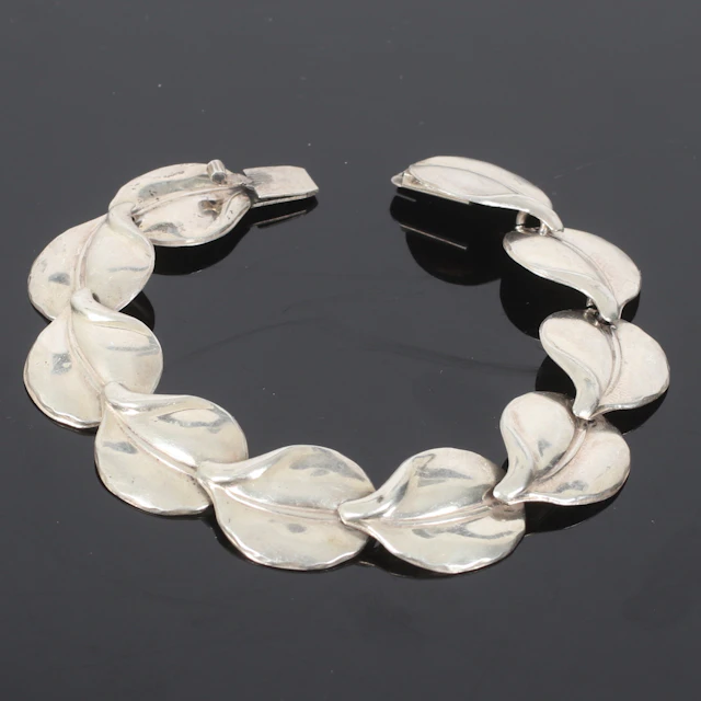 (2510-250) ARMBAND, silver, U P A Pinco Förening, Stockholm. 1956.