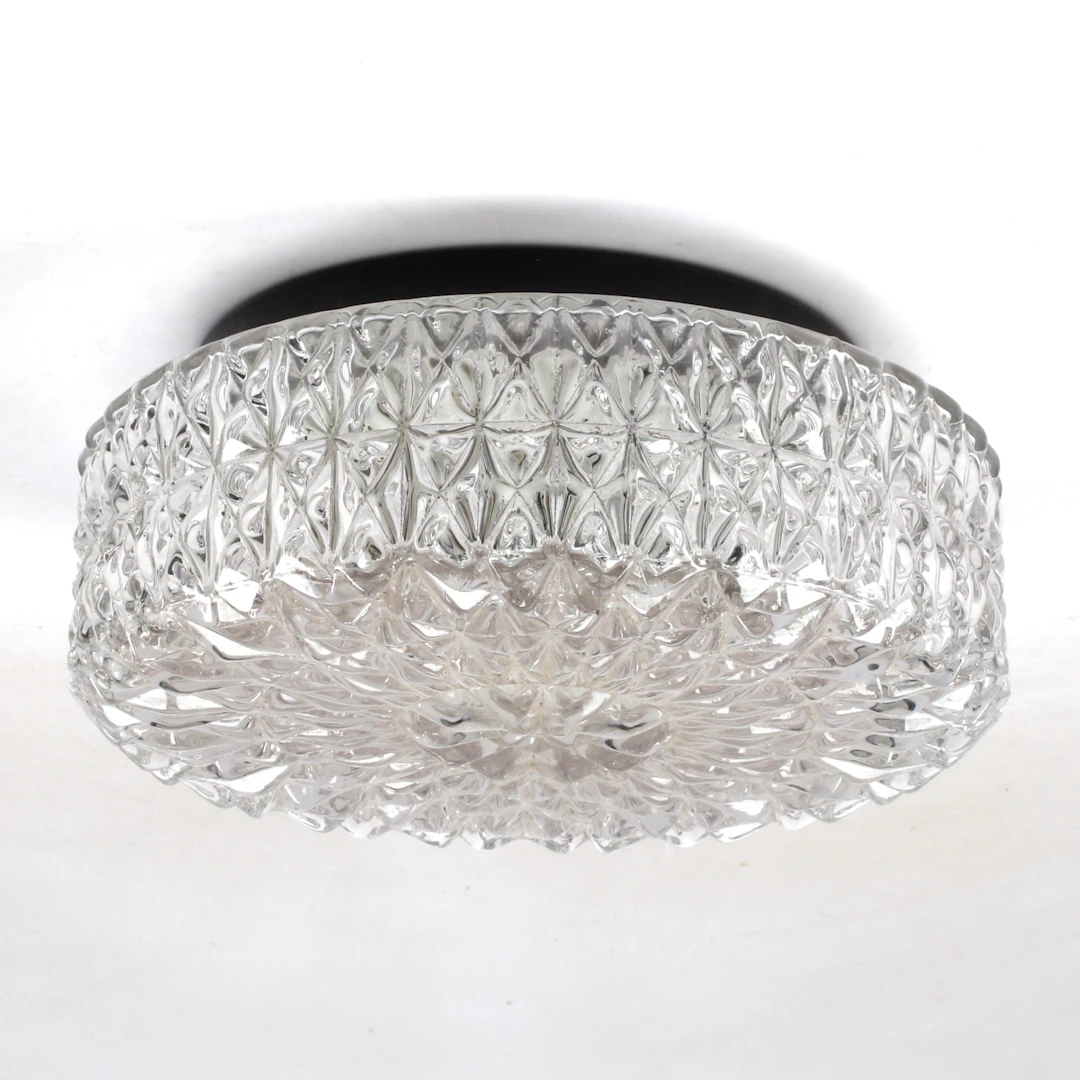 TAKLAMPA, glas och metall, 1900-talets andra hälft.