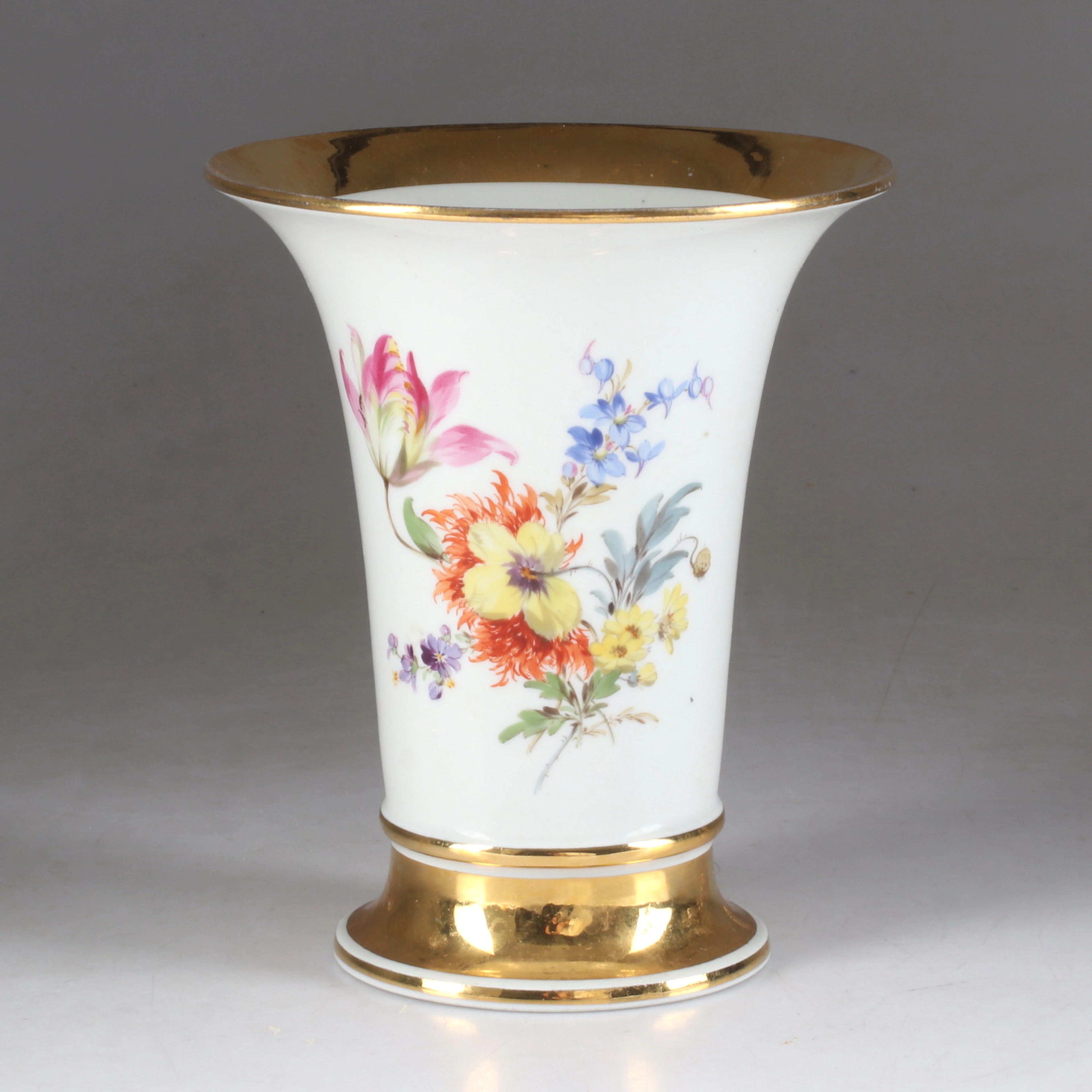 VAS, porslin, Meissen, 1900-tal.