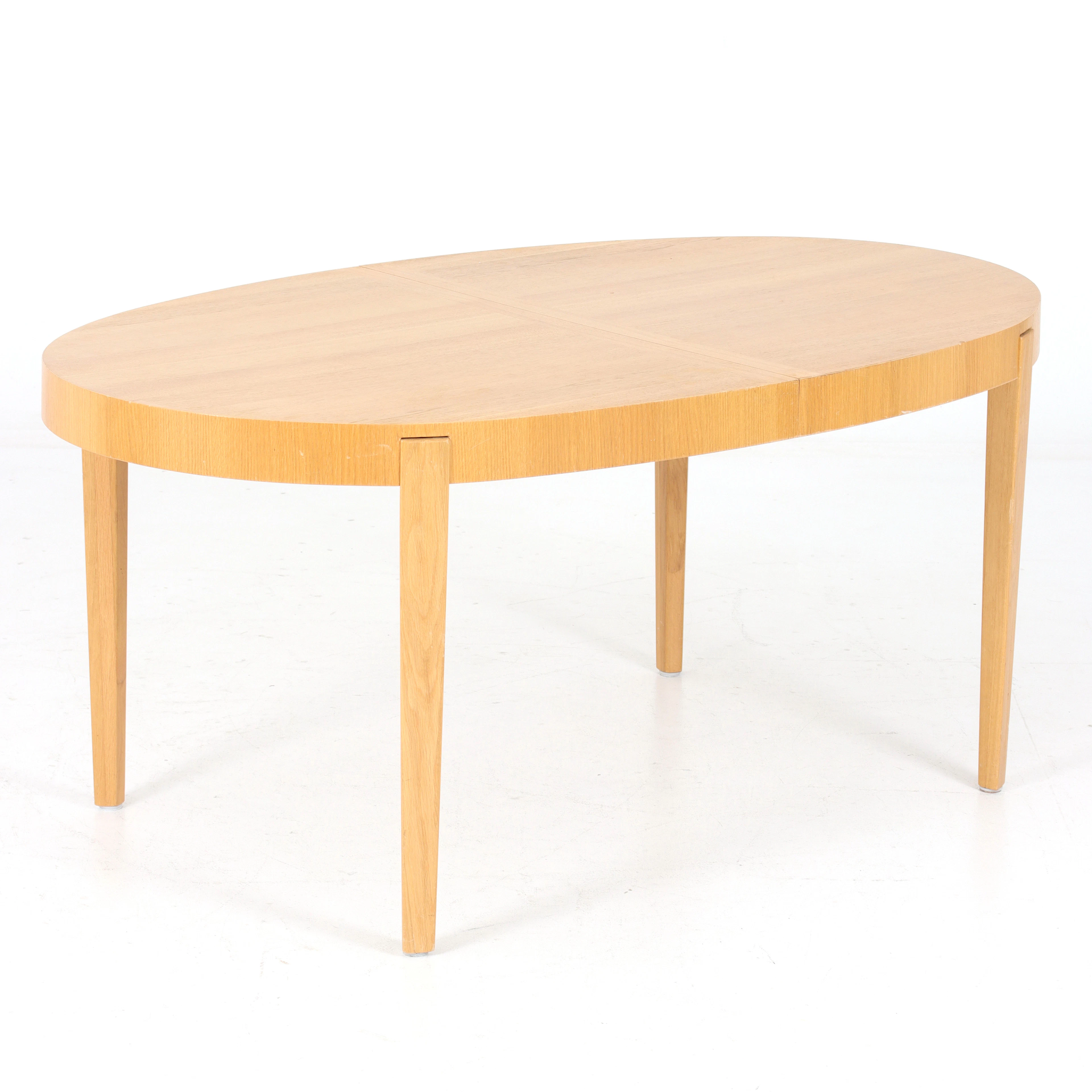 TOMAS JELINEK. Matbord, ekfaner, "Stensund", IKEA, 2003.