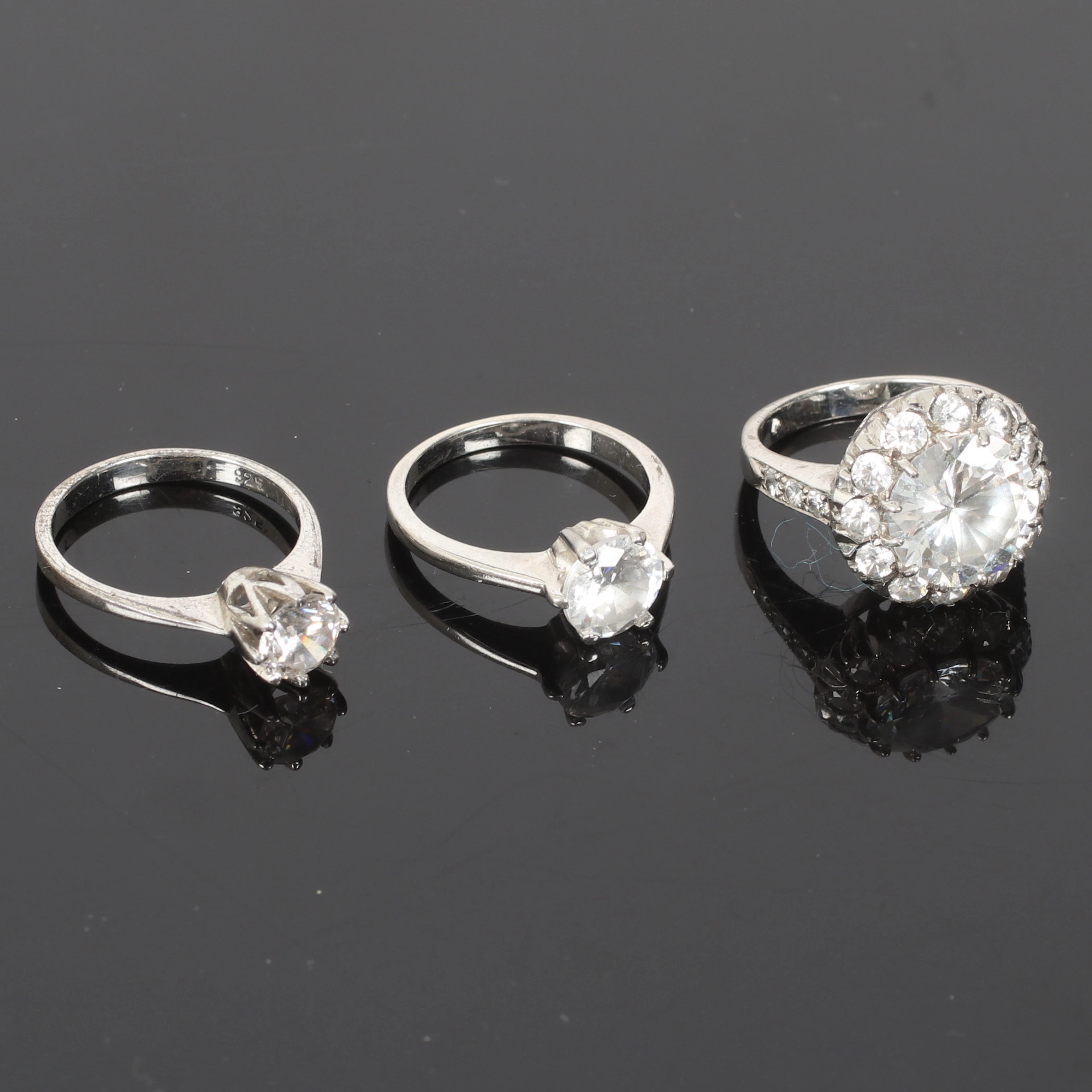 RINGAR, 3 st. Sterling silver, med vita stenar, 1900-tal.