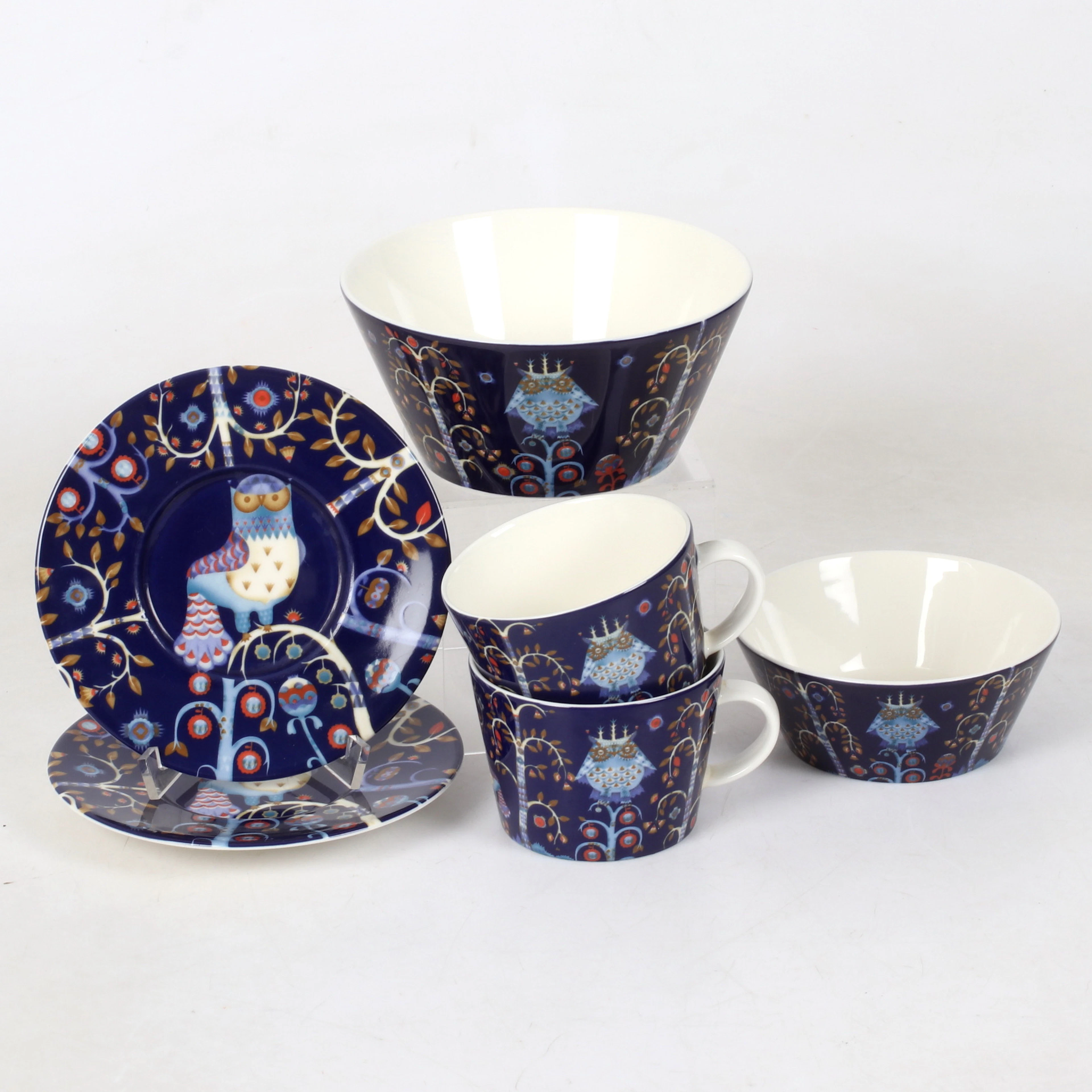 KLAUS HAAPANIEMI. Servisdelar, 6 st, "Taika", porslin, Iittala.