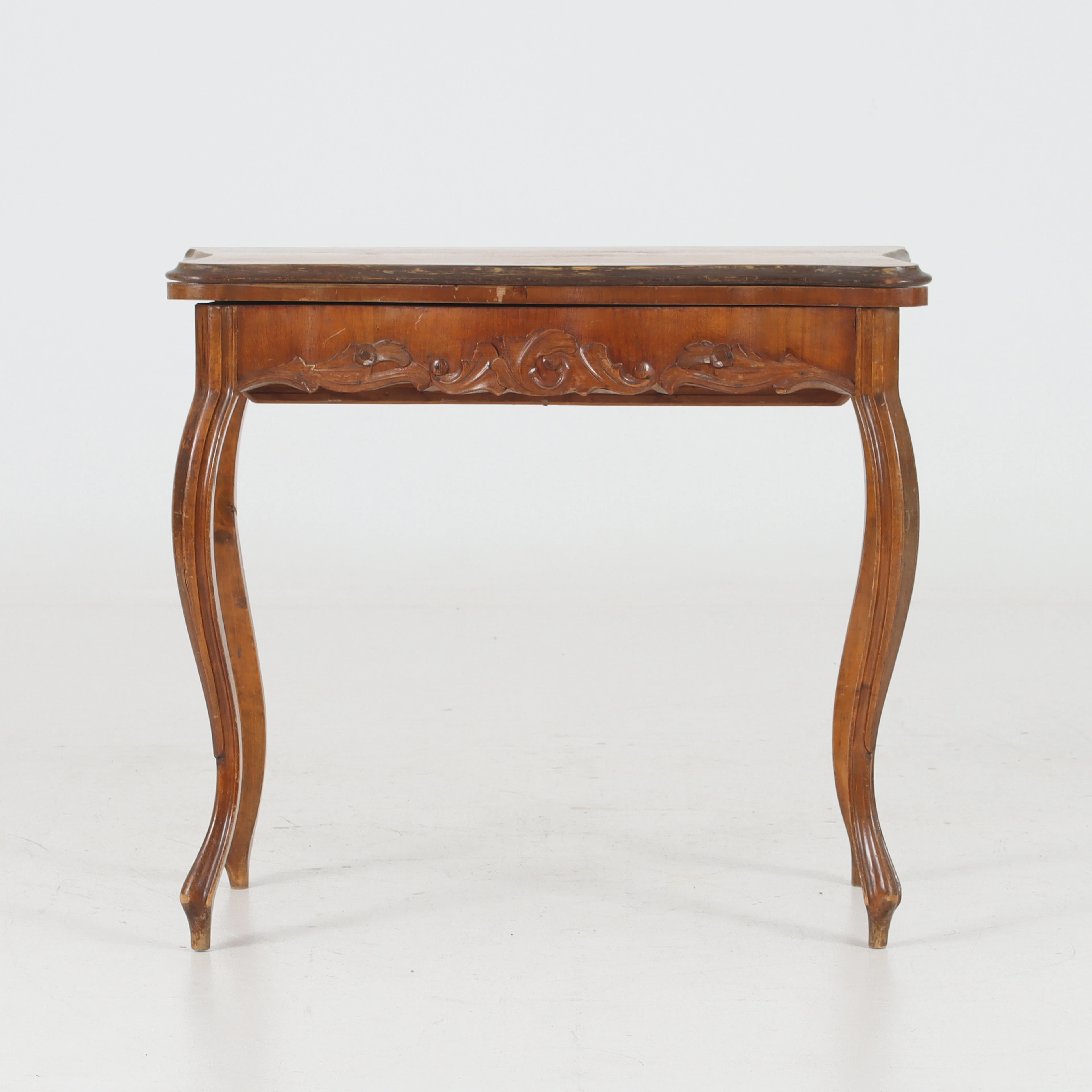 SPELBORD, rokokostil. 18/1900-tal.