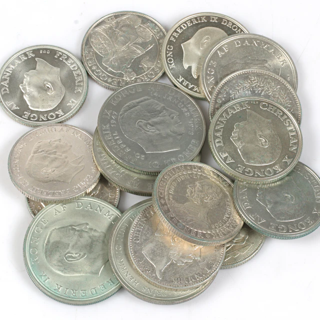 SILVERMYNT. 800/1000, 16 st. bl.a. 10 Kroner, Danmark. 1900-tal.
