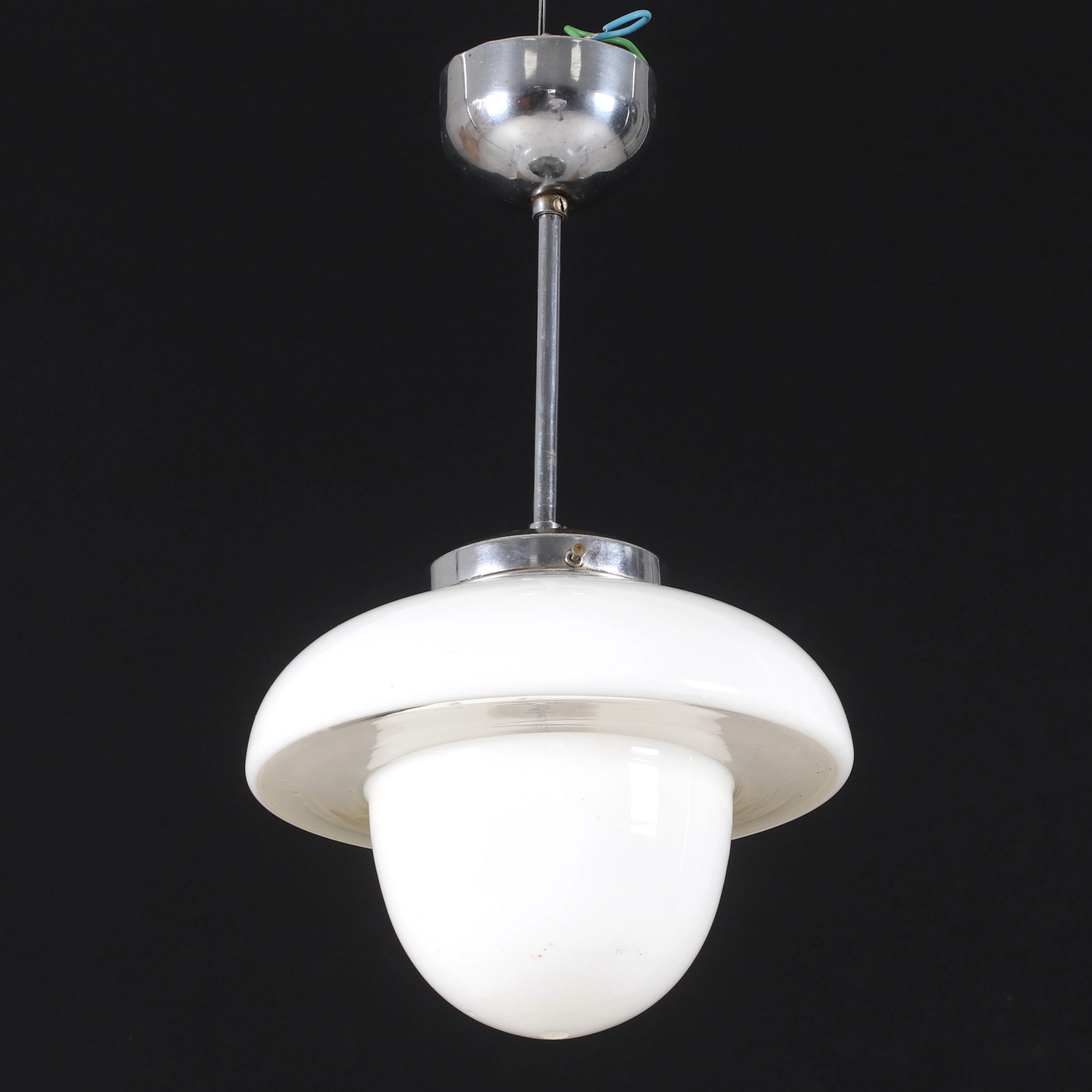 TAKLAMPA, metall med glaskupa, funkis, 1900-talets mitt.