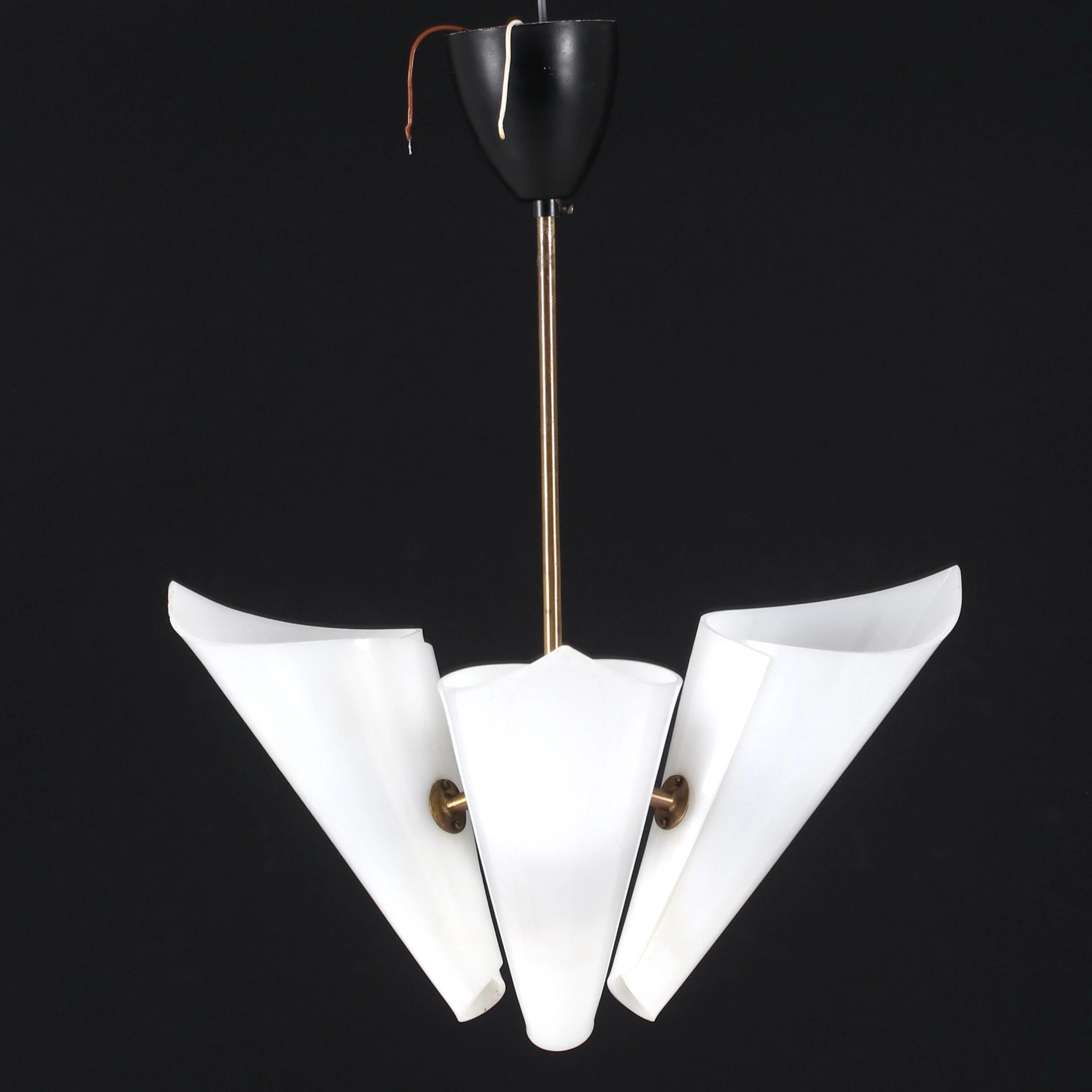 TAKLAMPA, plexi, mässing, 1960-tal.